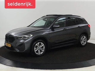 BMW X1 Xdrive25e Edrive Edition | Panoramadak |  Stoelverwarming | Full LED | Navigatie | Climate control | Parkeerhulp | Cruise control | PHEV | Plug In