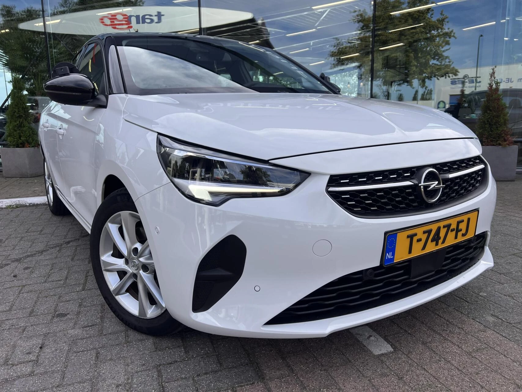 Hoofdafbeelding Opel Corsa