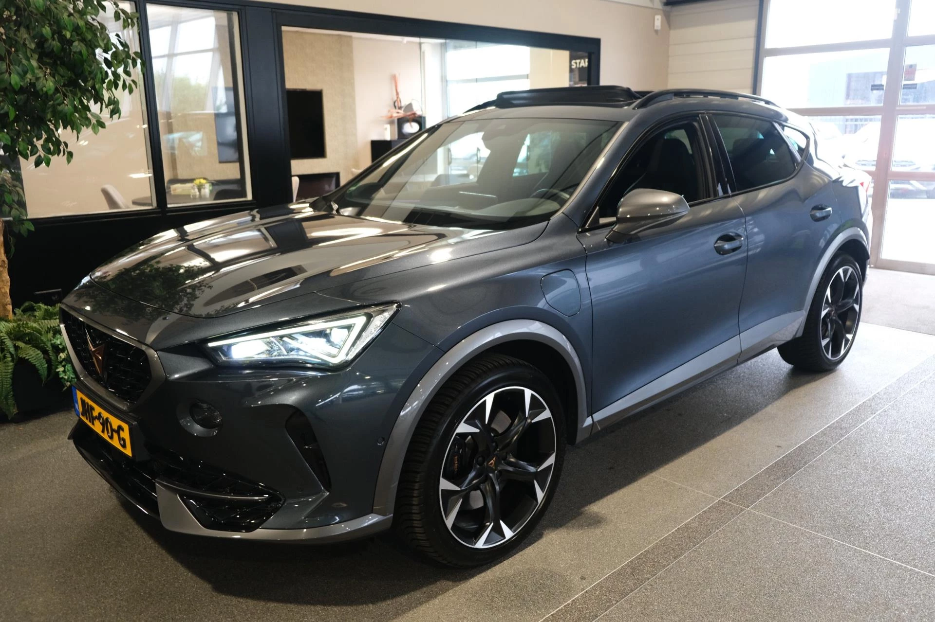Hoofdafbeelding CUPRA Formentor
