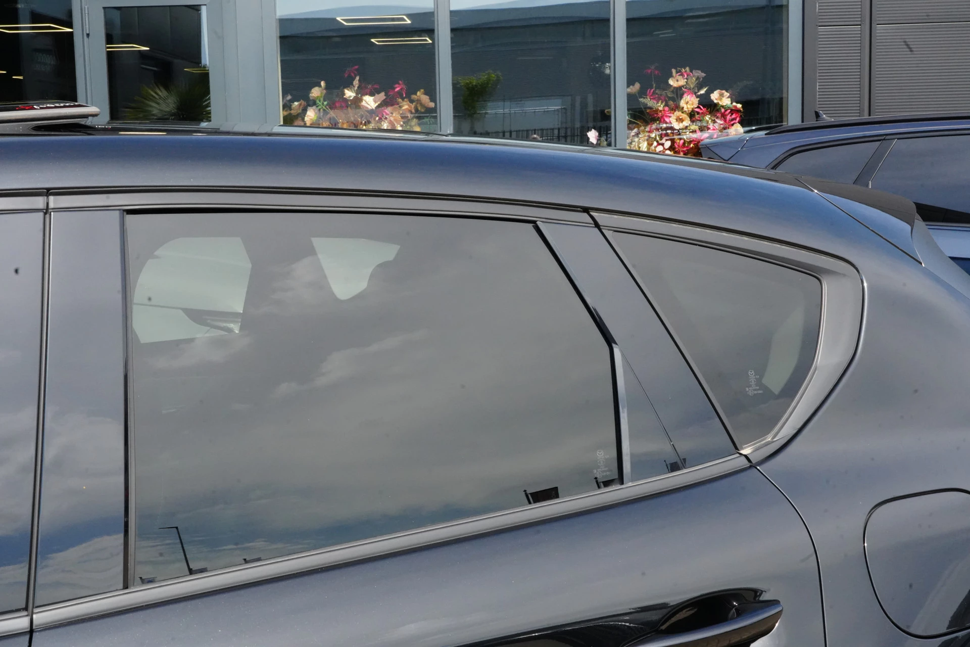 Hoofdafbeelding Mazda CX-60