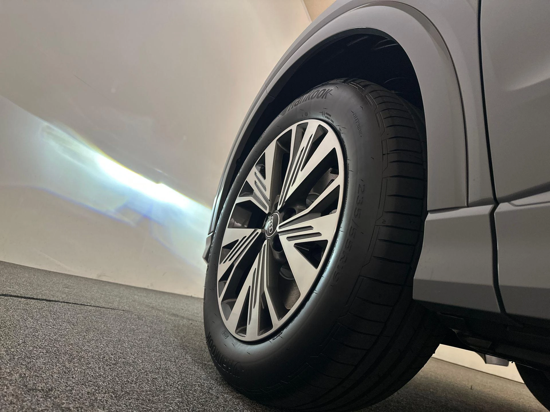 Hoofdafbeelding Audi Q4 e-tron