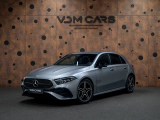 Hoofdafbeelding Mercedes-Benz A-Klasse Mercedes-Benz A-Klasse 180 AMG Line | Dodehoekassistent | Night pakket | KeyLess | Stoelverwarming |