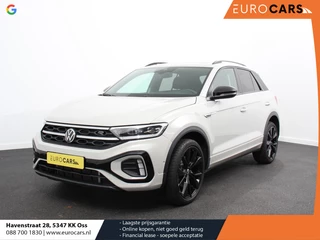 Hoofdafbeelding Volkswagen T-Roc Volkswagen T-Roc 1.5 TSI R-Line+Blackpack Climate control | Adaptieve cruise control | Panoramadak | LED | Navigatie | Achteruitrijcamera | Parkeersensoren | Apple Carplay/ Android Auto | Radio