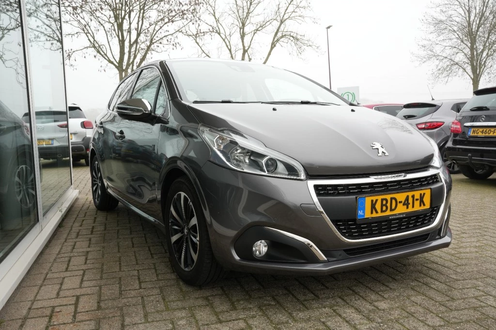 Hoofdafbeelding Peugeot 208
