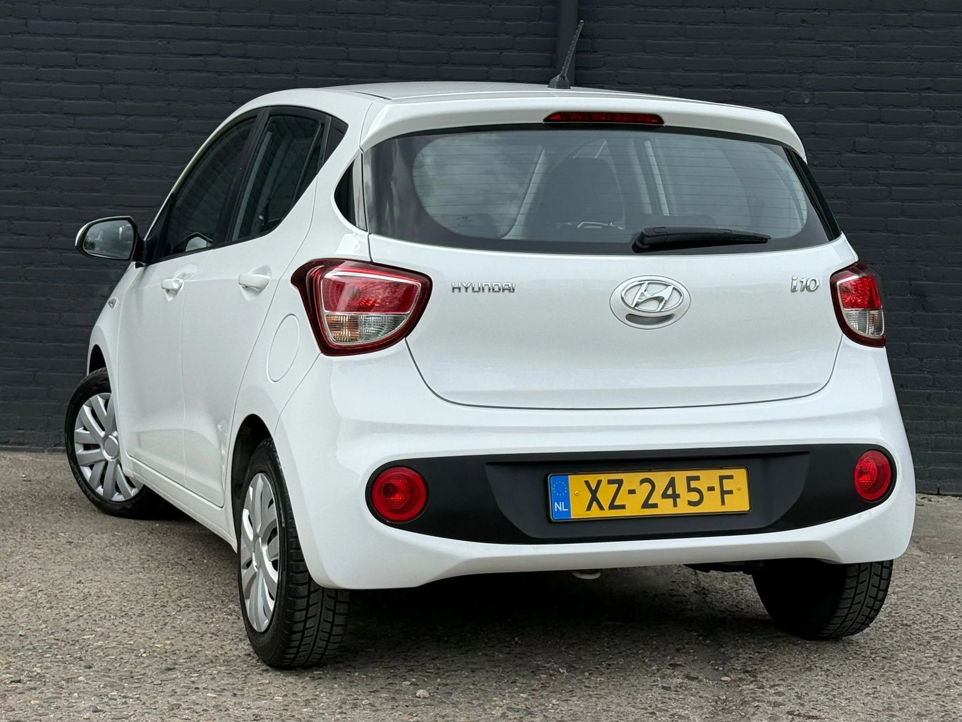 Hoofdafbeelding Hyundai i10