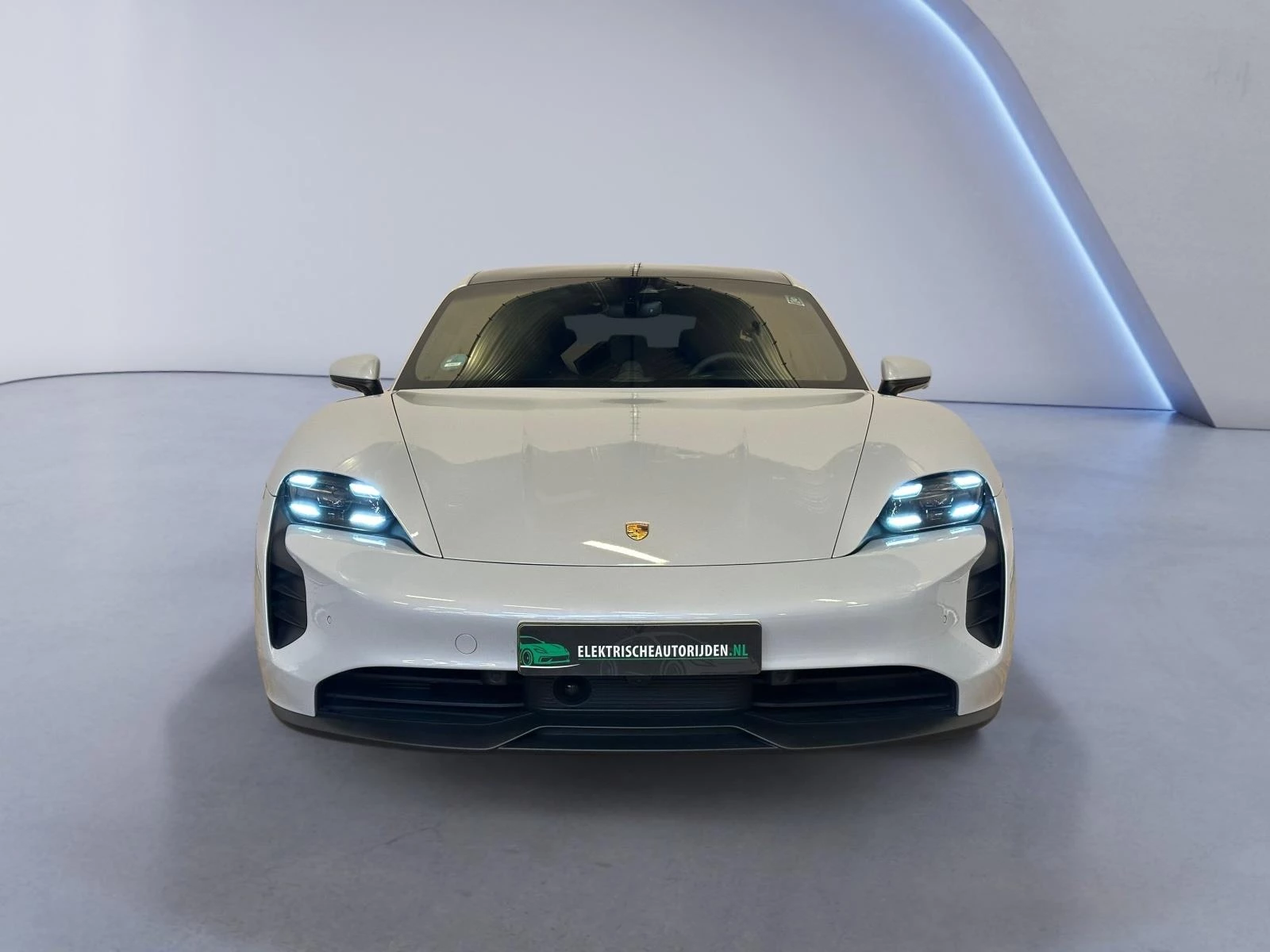 Hoofdafbeelding Porsche Taycan