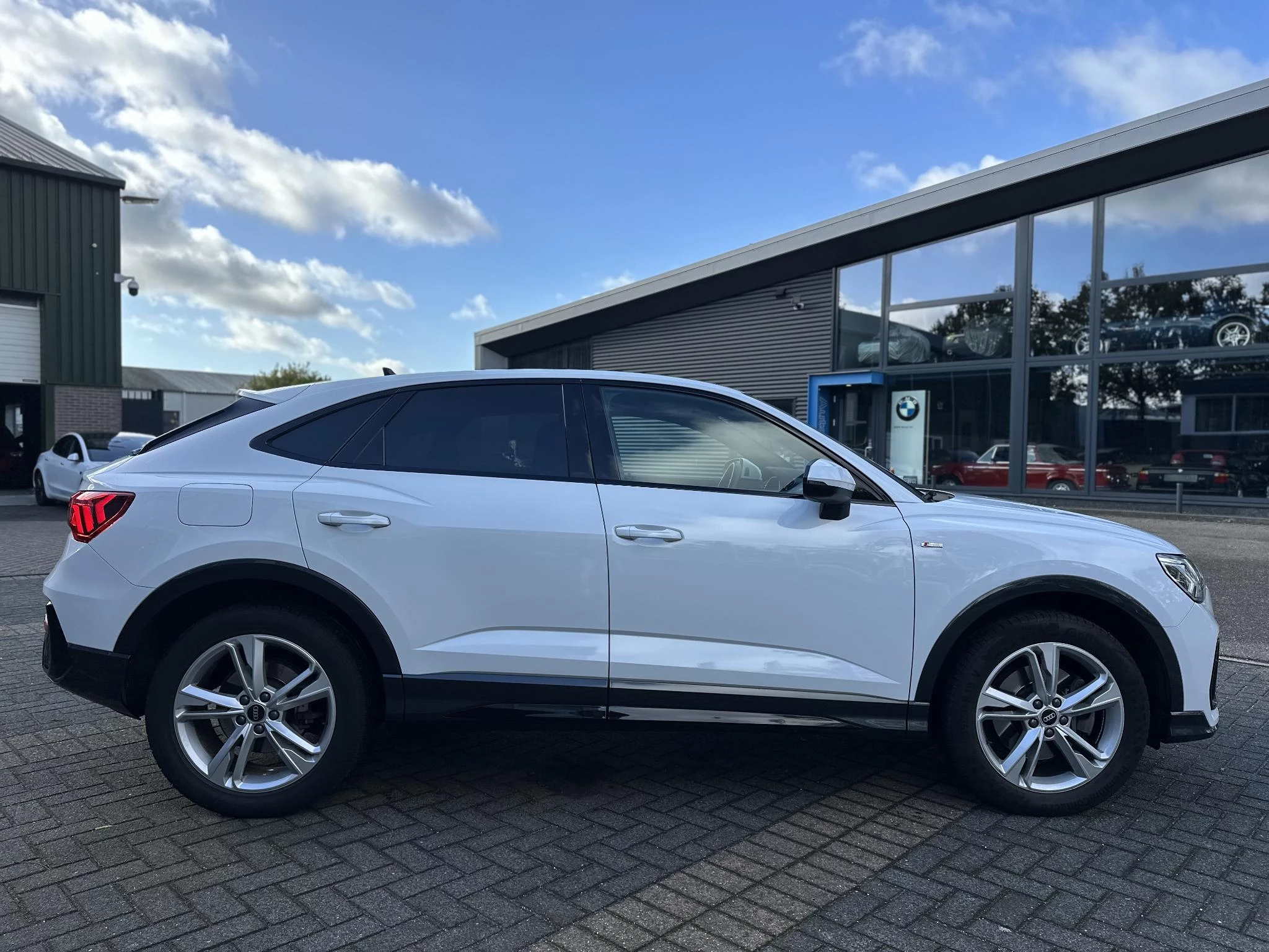 Hoofdafbeelding Audi Q3