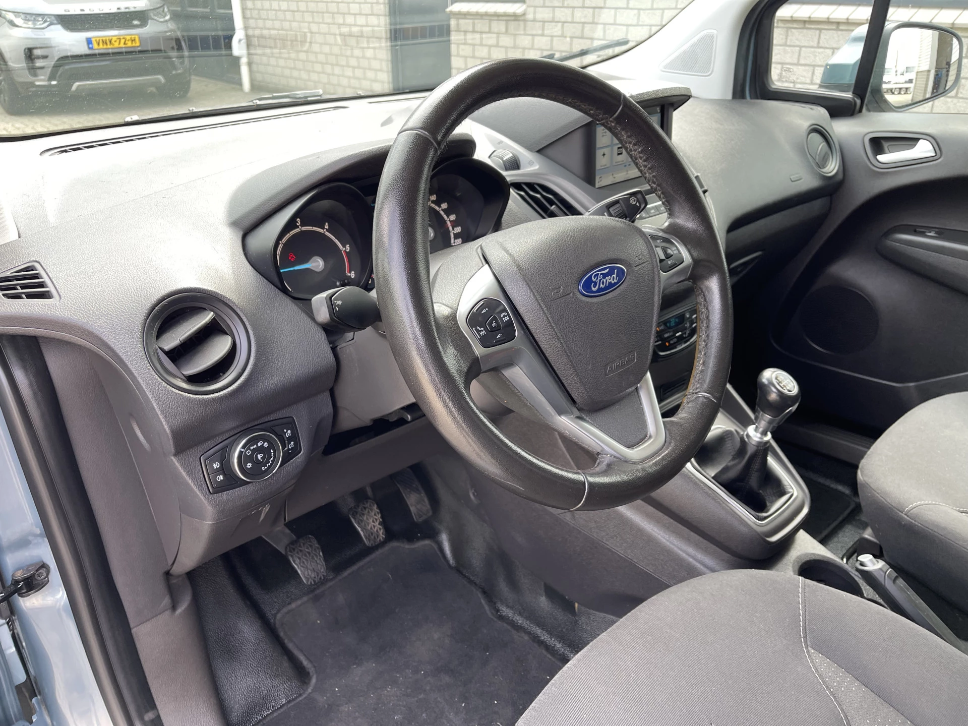 Hoofdafbeelding Ford Transit Courier