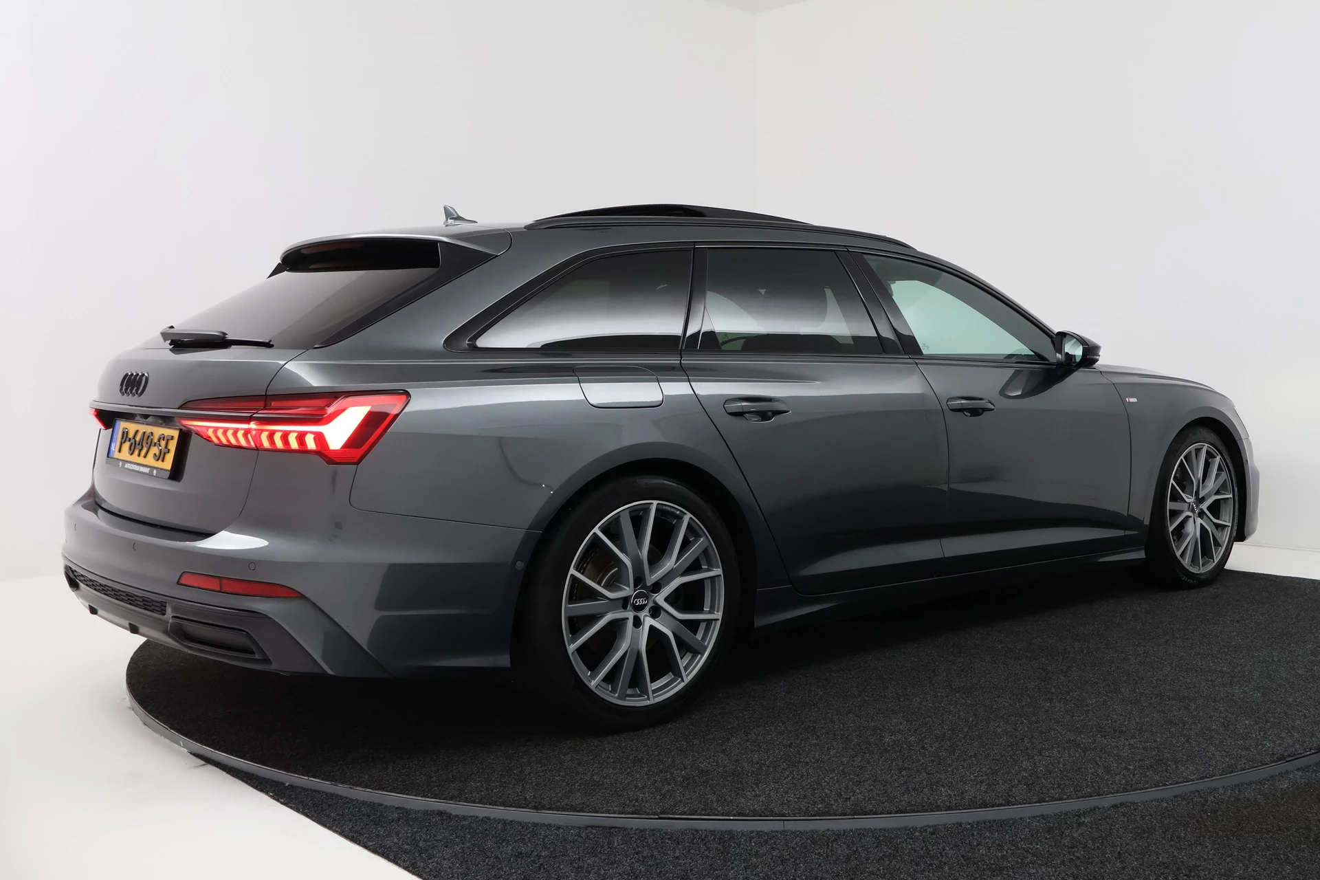 Hoofdafbeelding Audi A6