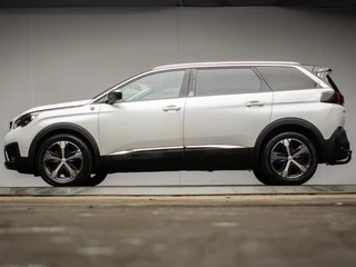 Peugeot 5008 1.2 PureTech Allure Sport (APPLE CARPLAY,NAVI,LED,CAMERA,360 VIEW,LEDER,GETINT,CRUISE,CLIMATE,SPORTSTOELEN,LM VELGEN)