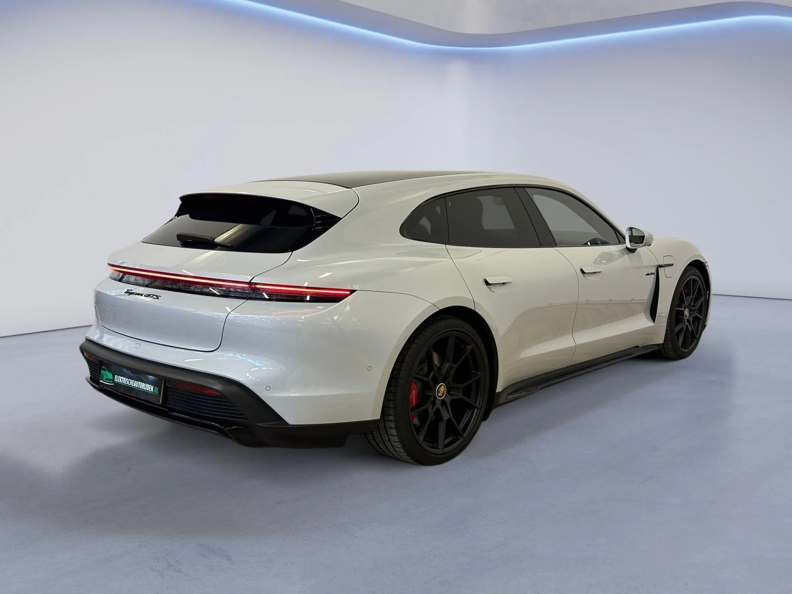 Hoofdafbeelding Porsche Taycan