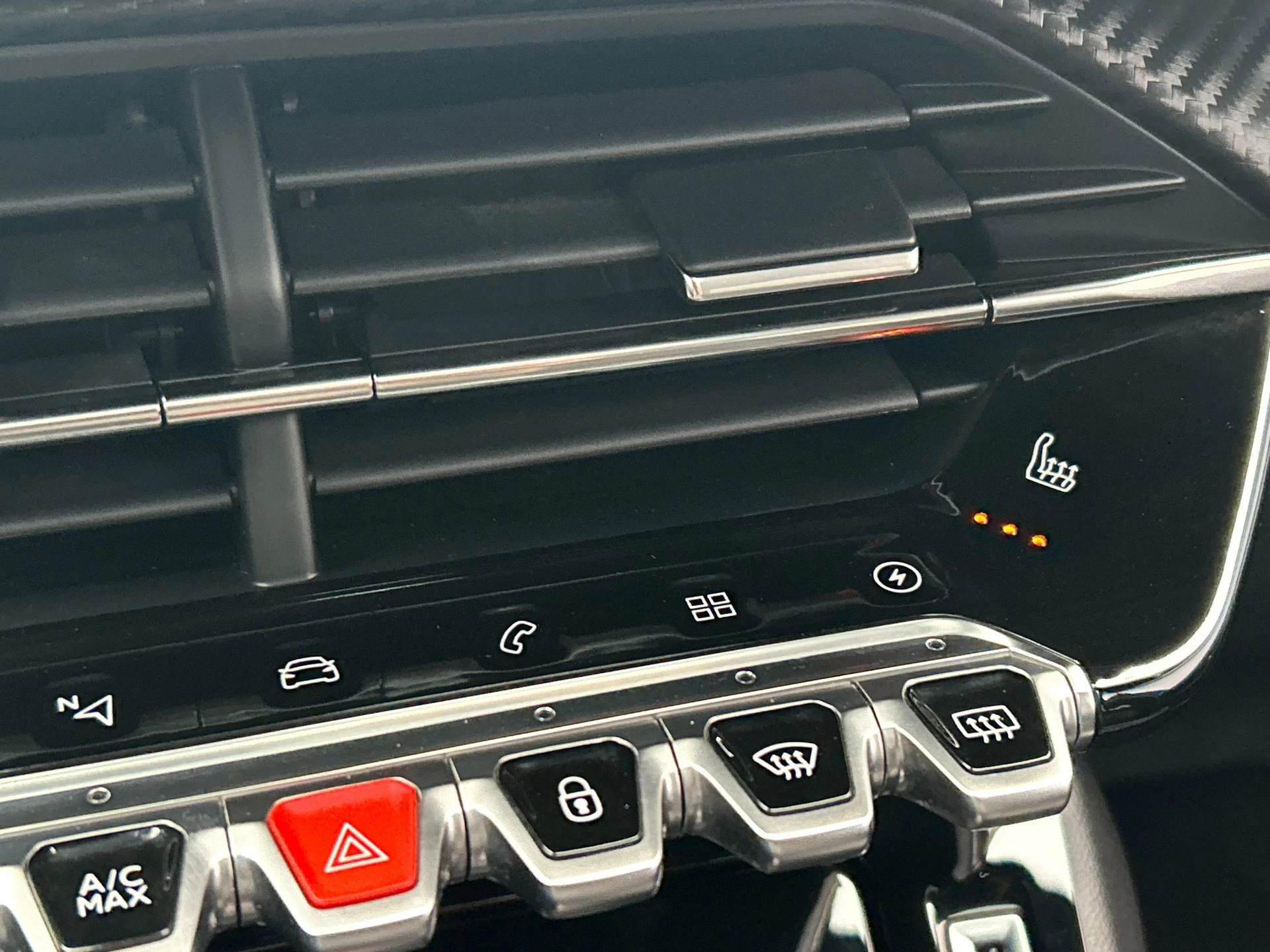 Hoofdafbeelding Peugeot e-208