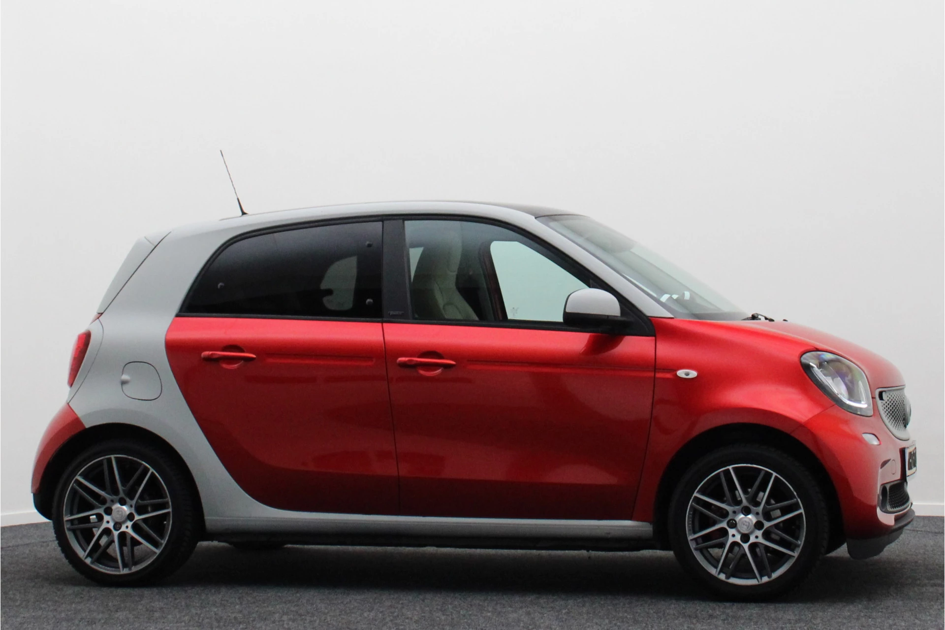 Hoofdafbeelding Smart Forfour