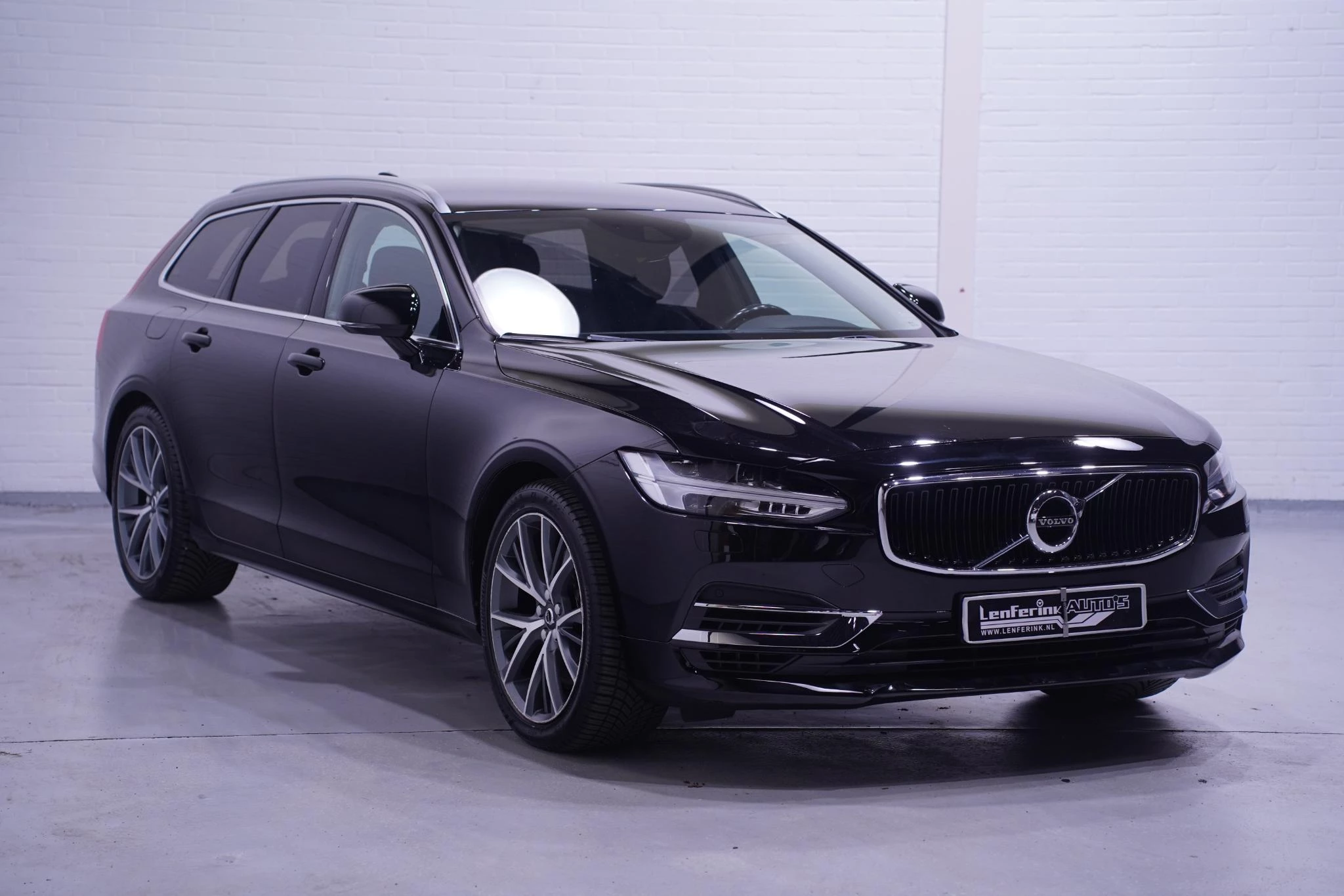 Hoofdafbeelding Volvo V90