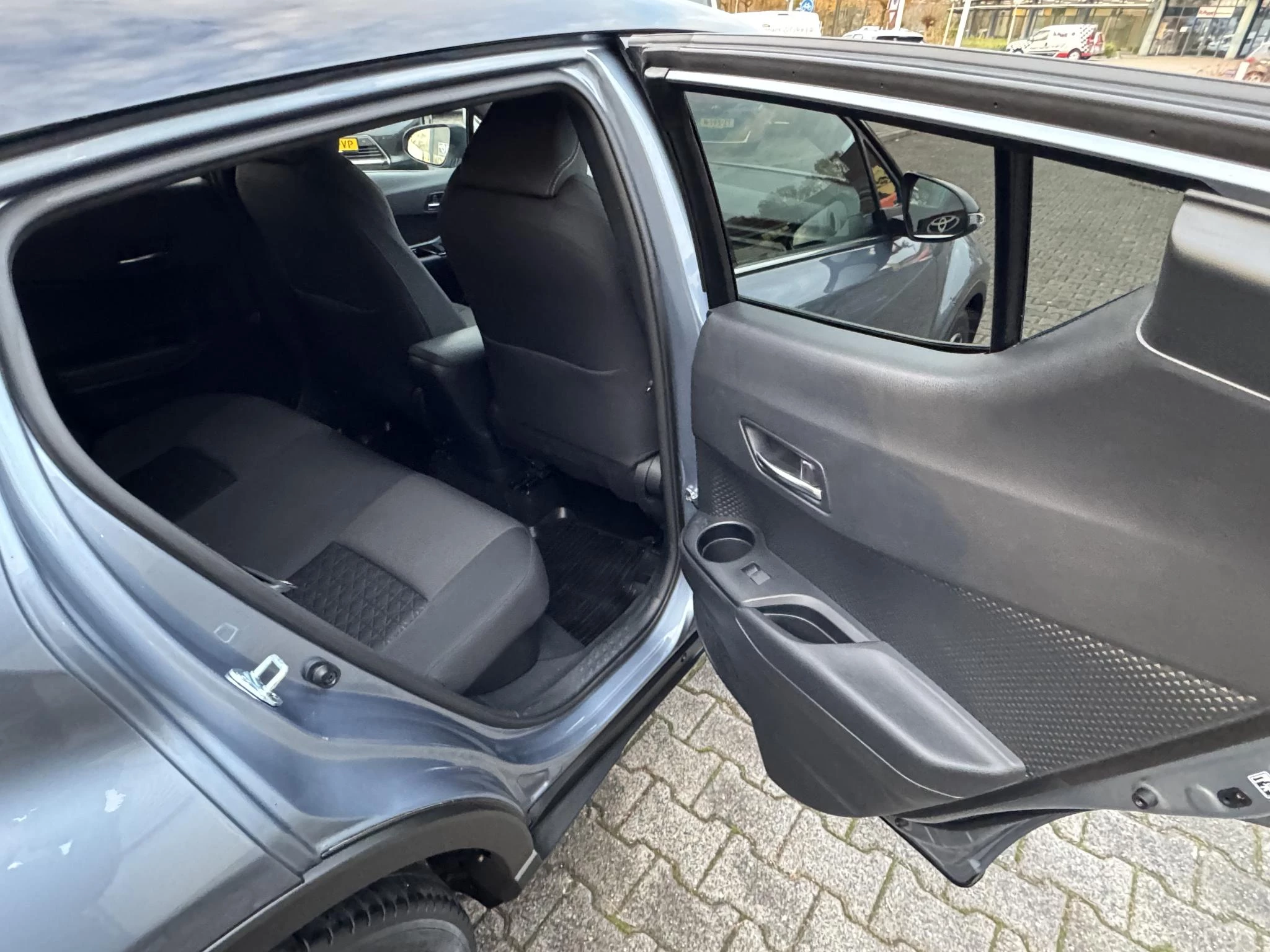 Hoofdafbeelding Toyota C-HR