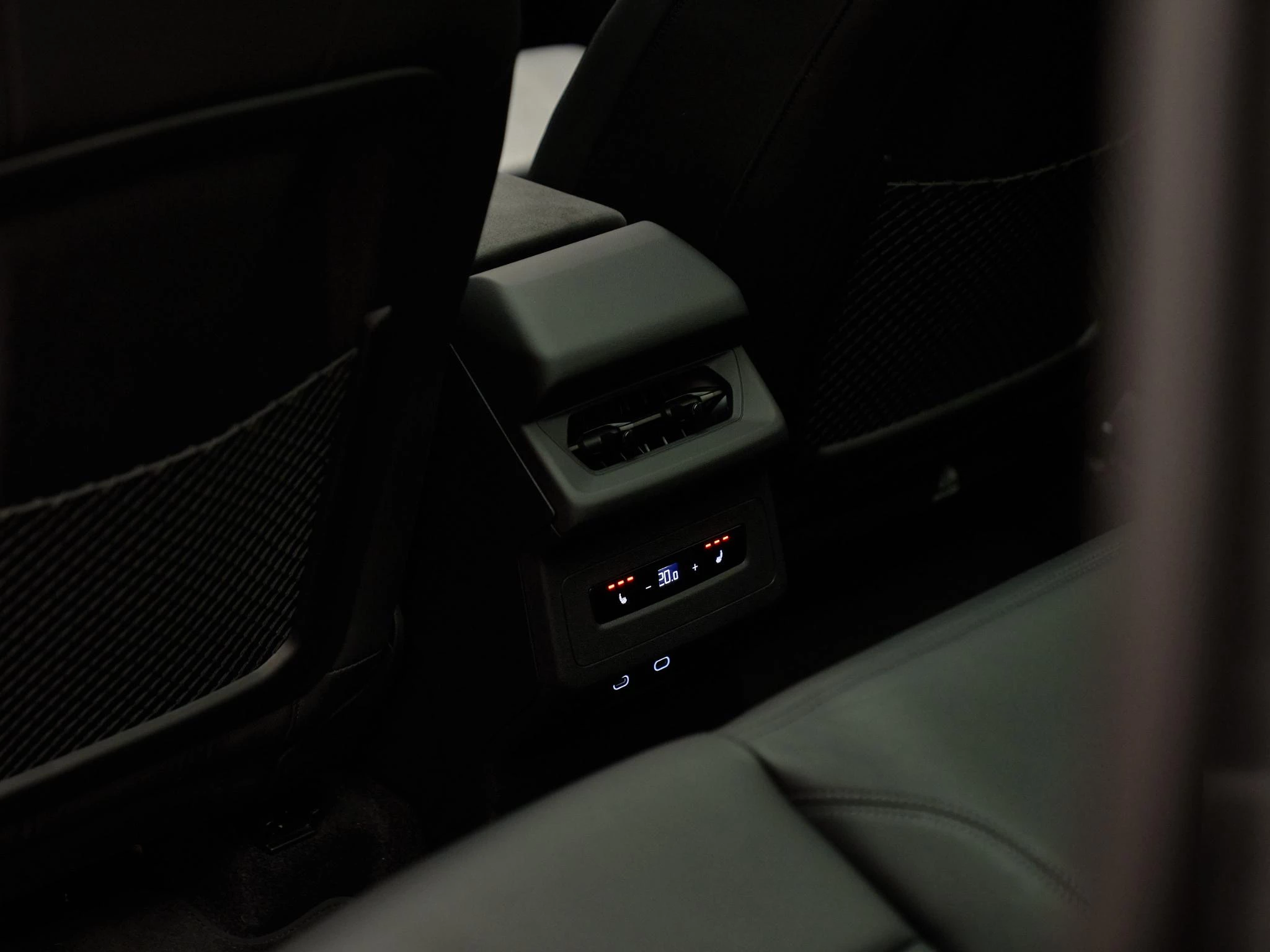 Hoofdafbeelding Audi SQ6