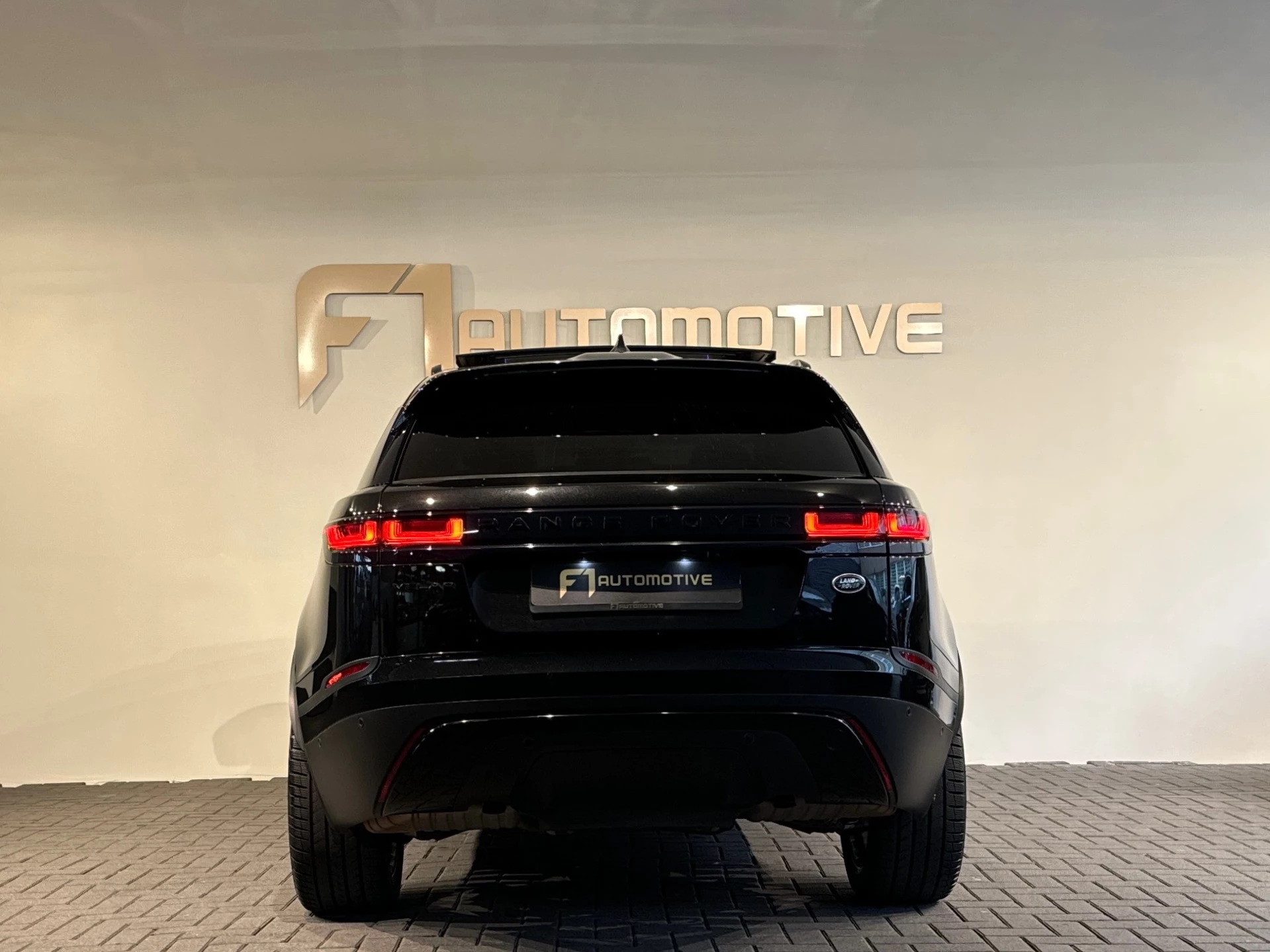 Hoofdafbeelding Land Rover Range Rover Velar