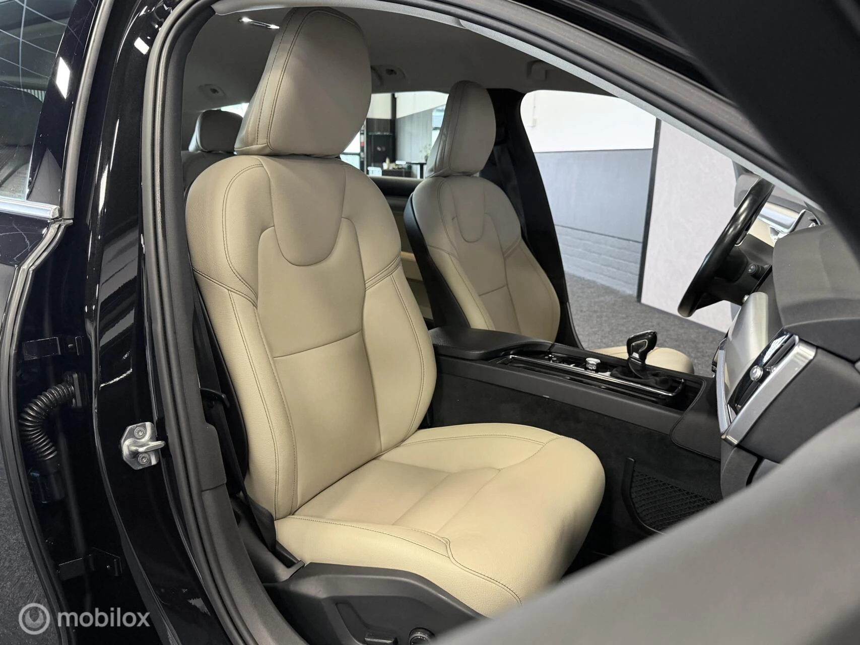Hoofdafbeelding Volvo V90