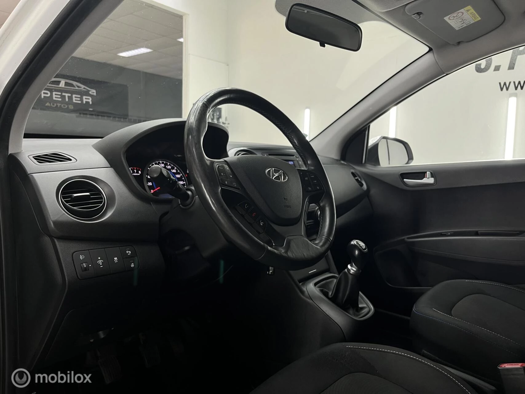 Hoofdafbeelding Hyundai i10