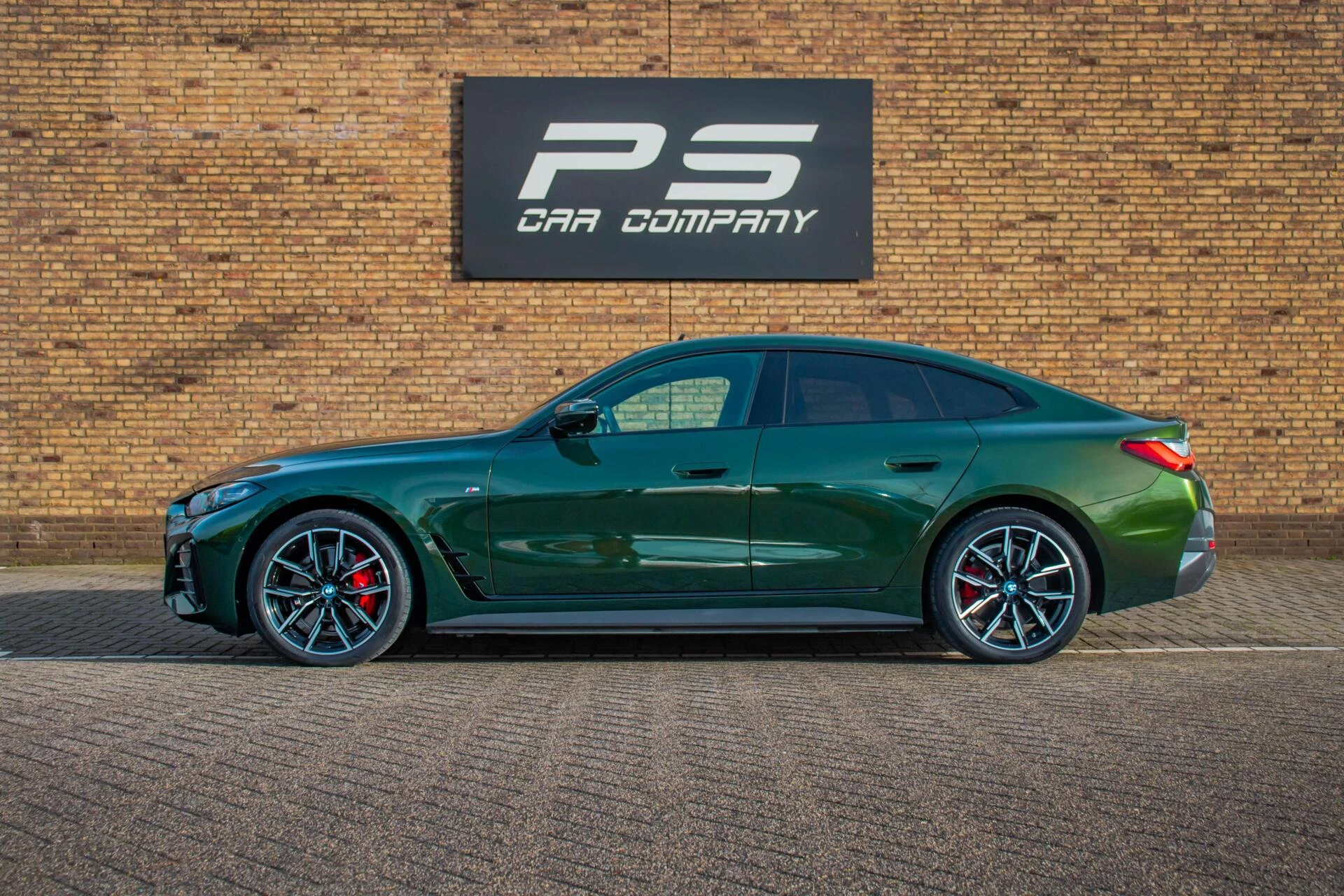 Hoofdafbeelding BMW i4