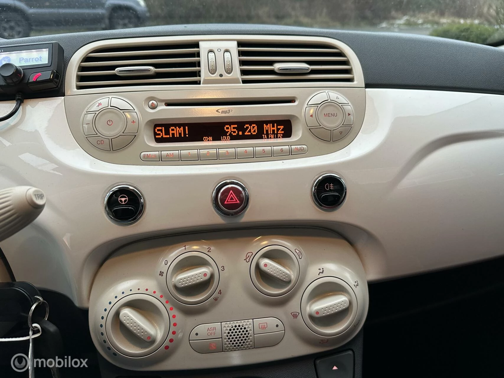 Hoofdafbeelding Fiat 500C