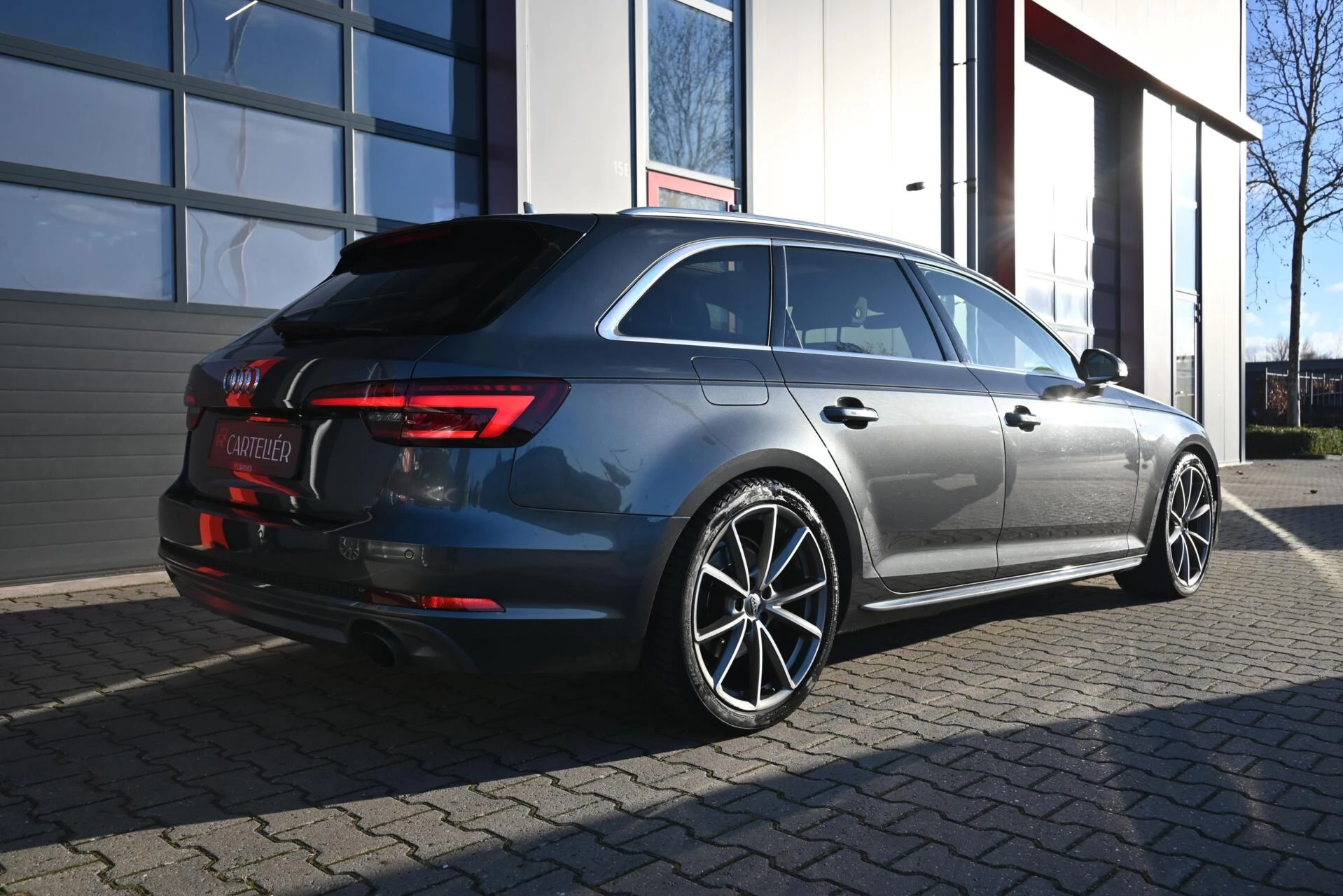 Hoofdafbeelding Audi A4