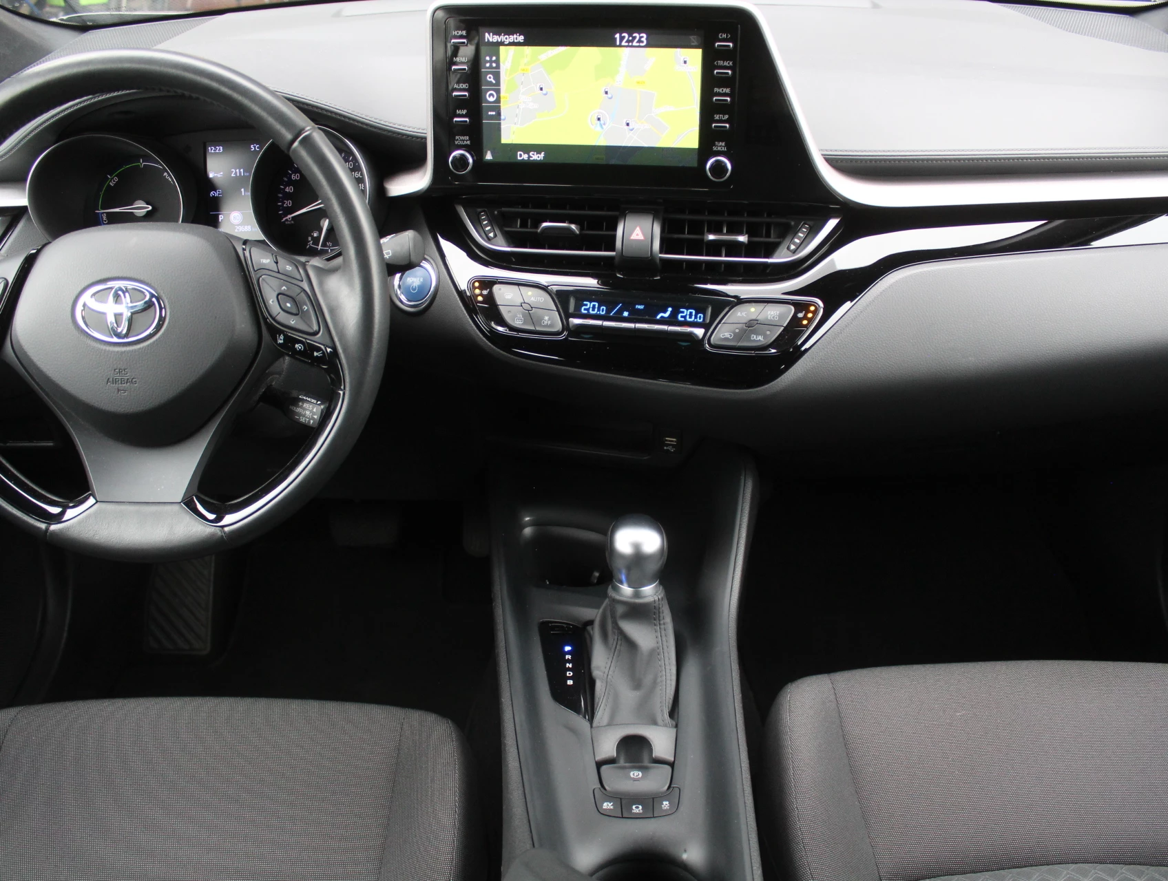 Hoofdafbeelding Toyota C-HR