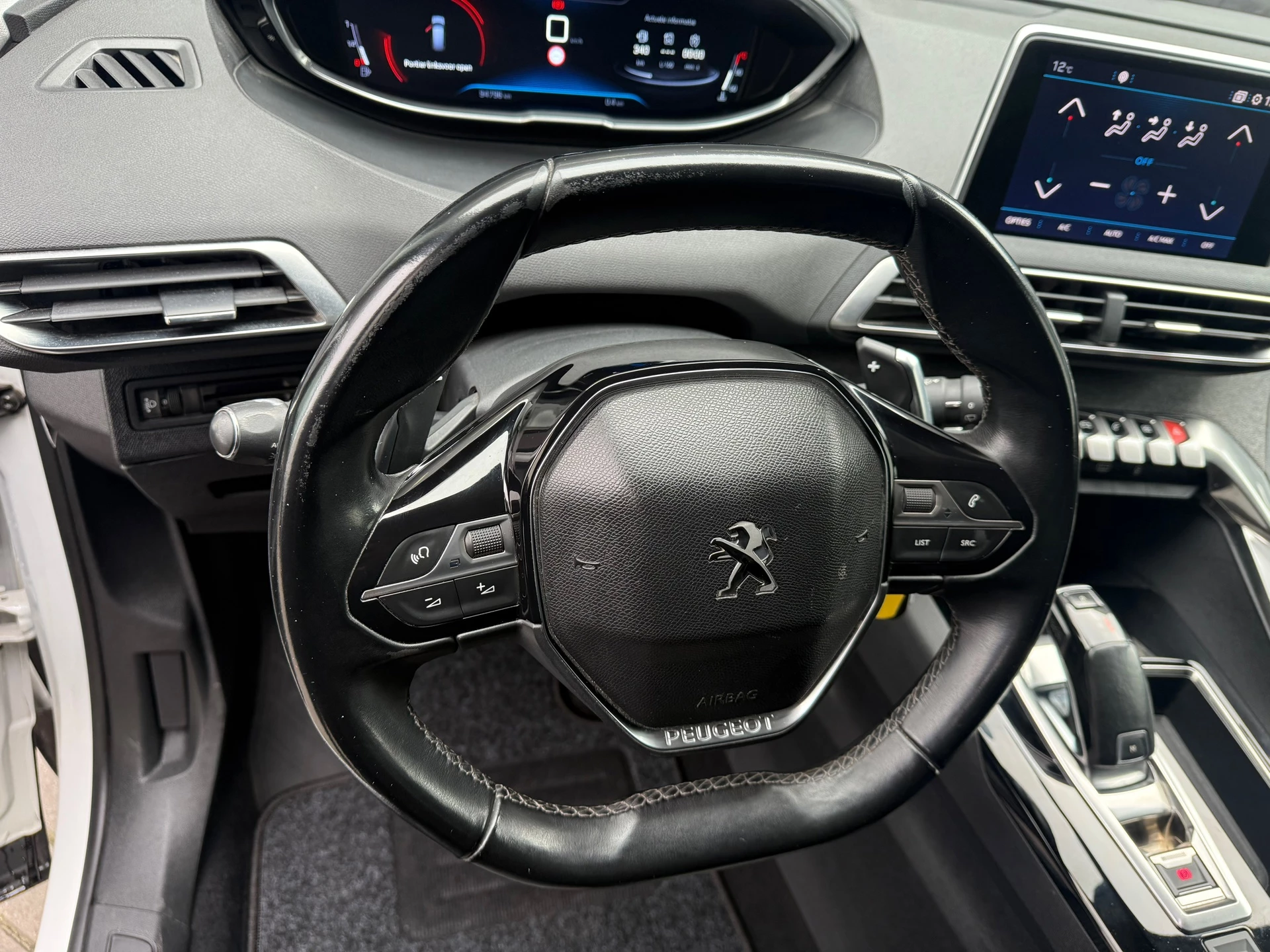 Hoofdafbeelding Peugeot 5008