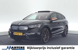 Skoda Enyaq iV 80 204pk Founders Edition Black 204pk Warmtepomp Leder Trekhaak 360Camera Massage Panoramadak Navigatie