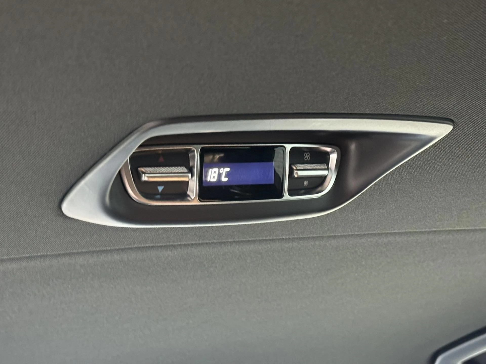 Hoofdafbeelding Mercedes-Benz EQV