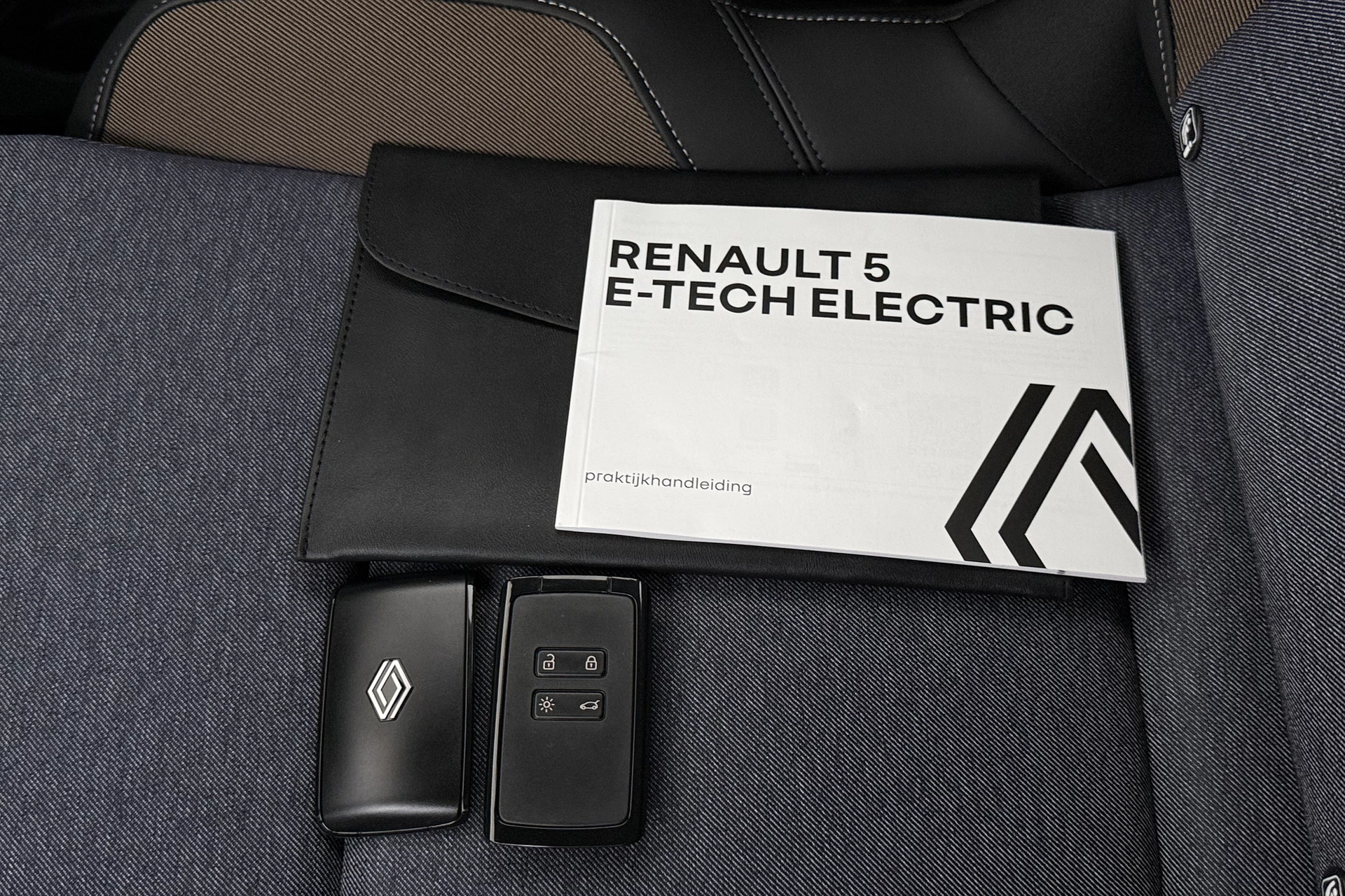 Hoofdafbeelding Renault 5