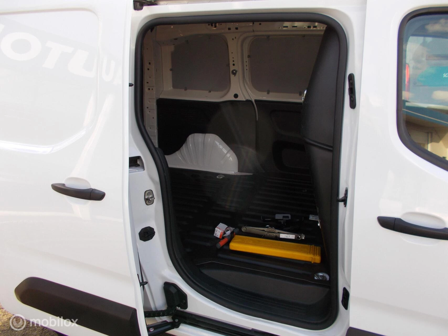 Hoofdafbeelding Peugeot Partner