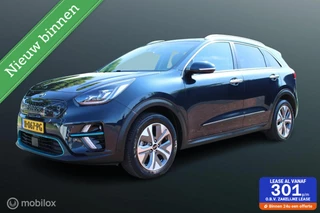 Hoofdafbeelding Kia e-Niro Kia e-Niro ExecutiveLine 64 kWh, Leer, Memory, stuur- Stoel verwarming/ventilatie, Pdc voor- achter, Camera, Adaptief Cruise, Dode hoek detectie, Carplay, Clima, Navi, Donkerglas.