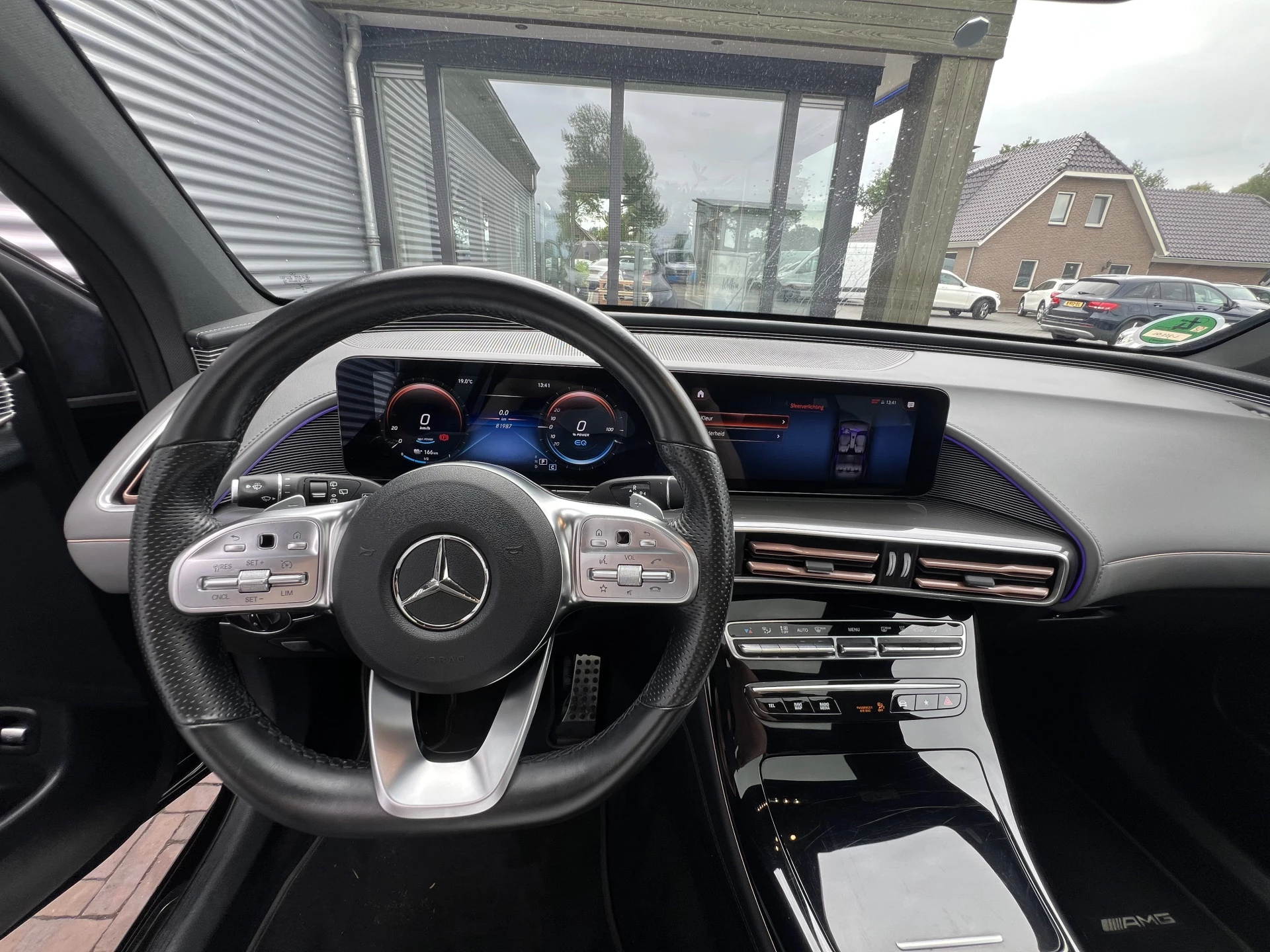 Hoofdafbeelding Mercedes-Benz EQC