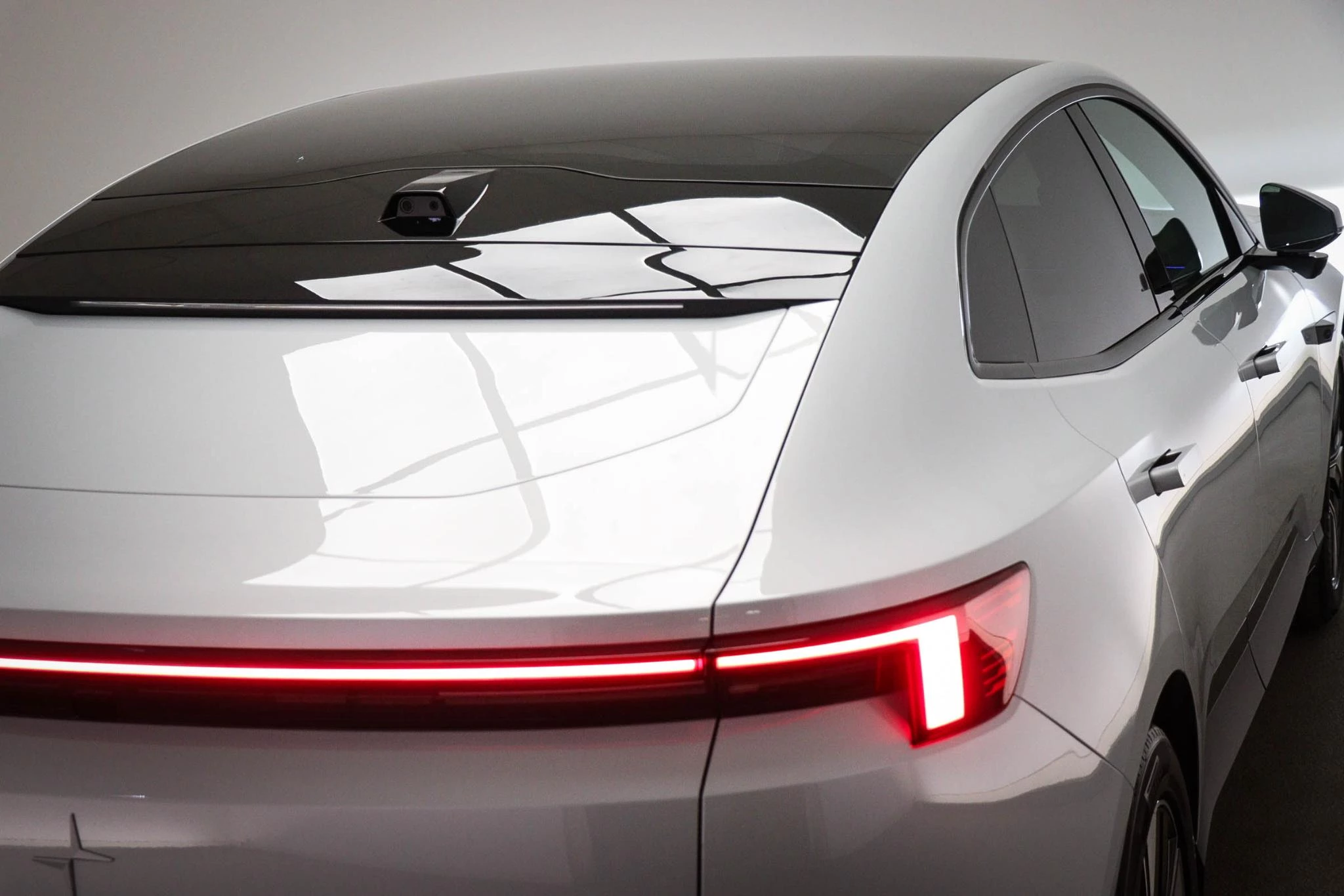 Hoofdafbeelding Polestar 4