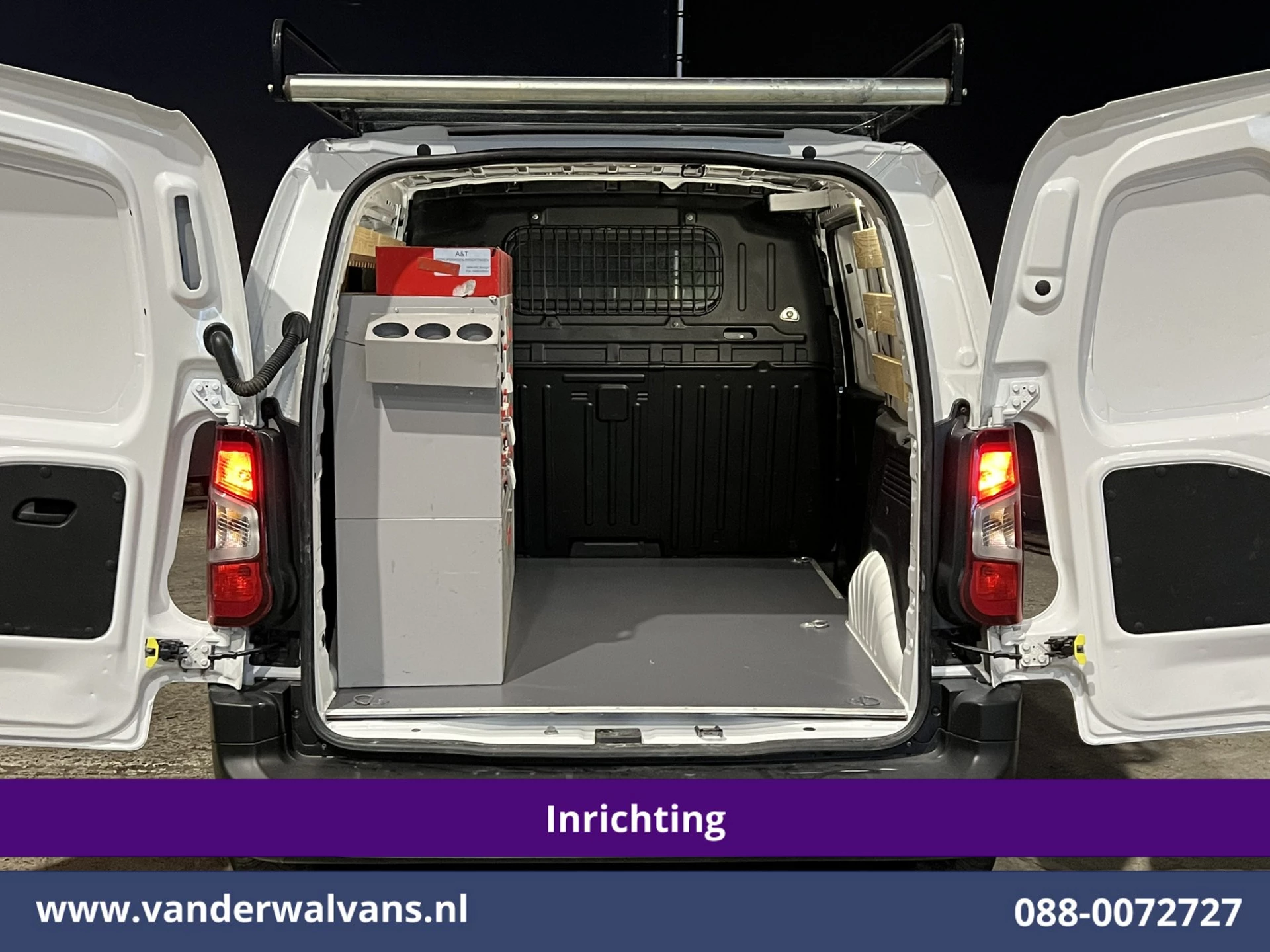 Hoofdafbeelding Peugeot Partner