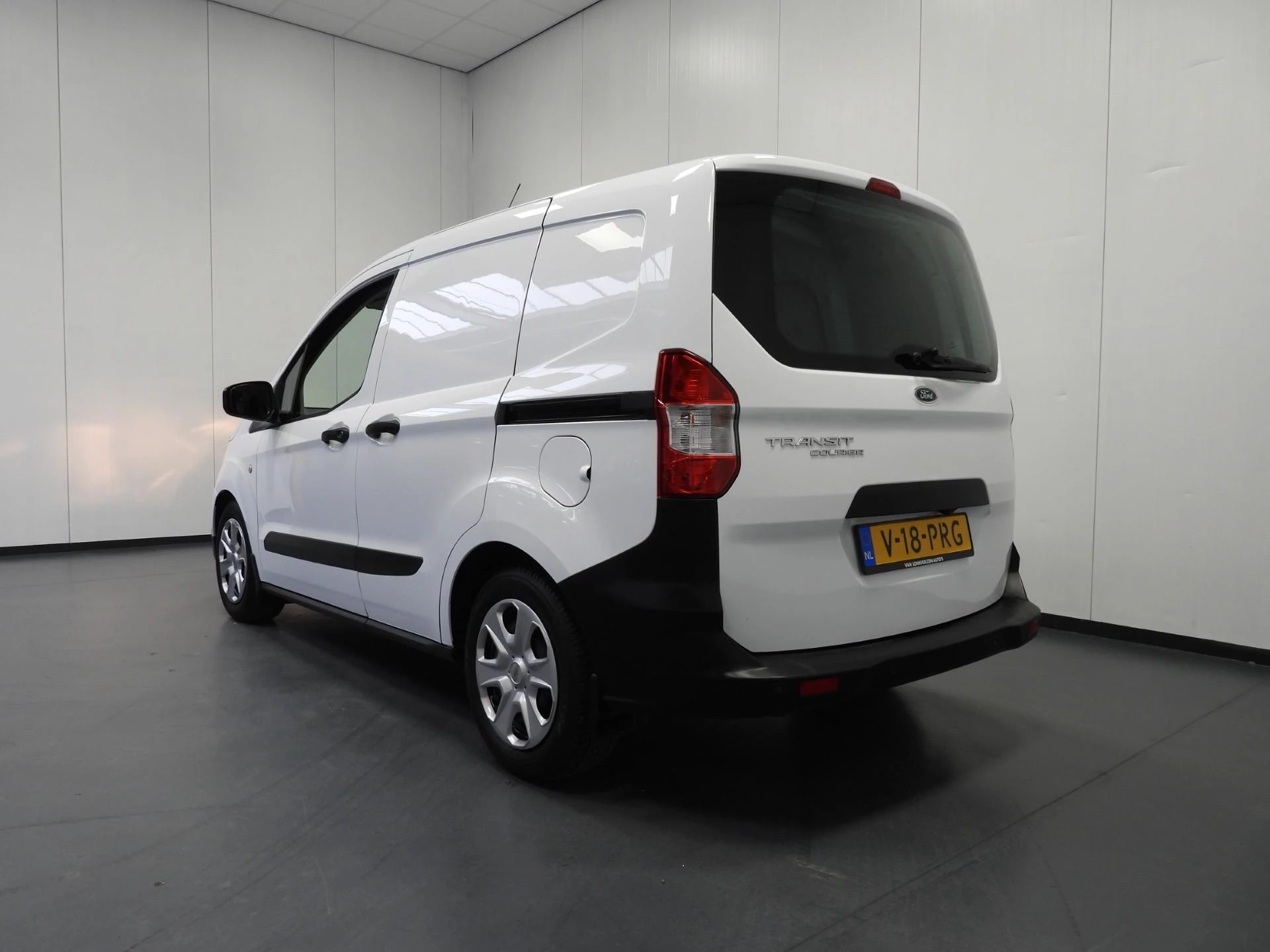 Hoofdafbeelding Ford Transit Courier