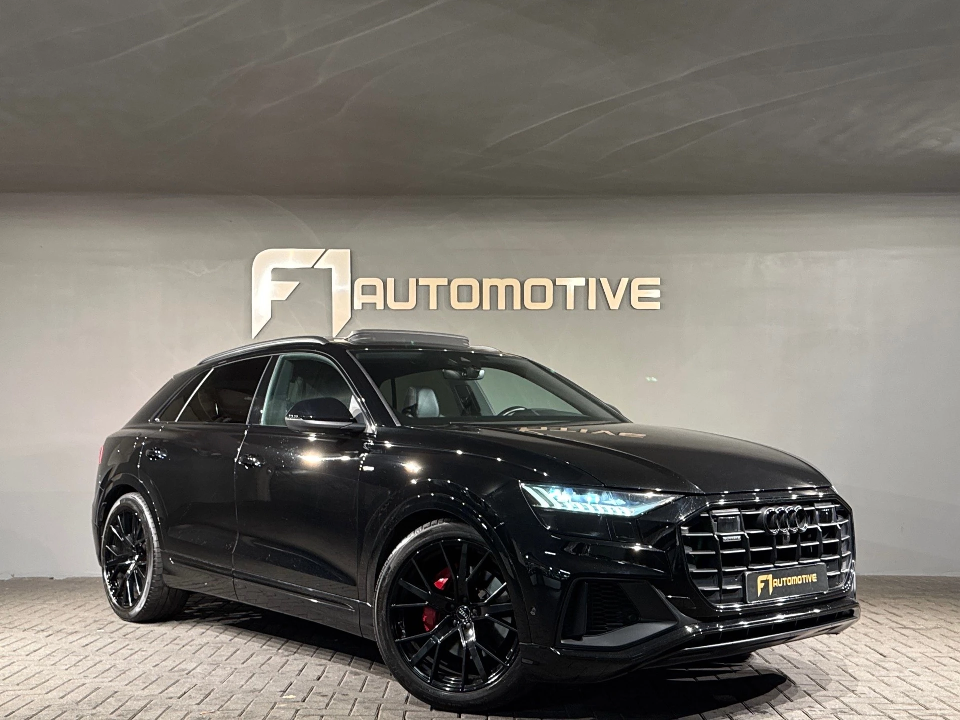 Hoofdafbeelding Audi Q8