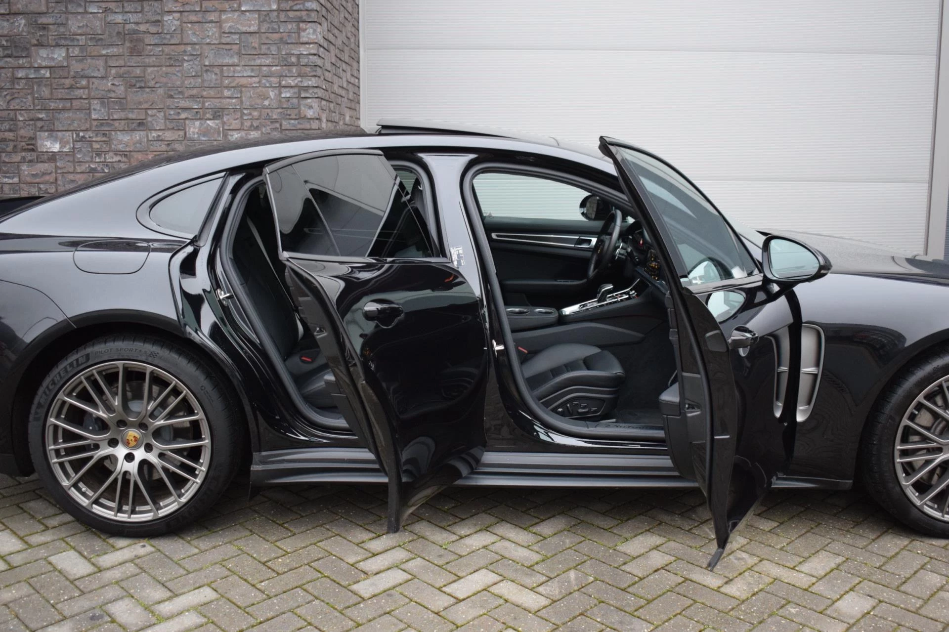 Hoofdafbeelding Porsche Panamera