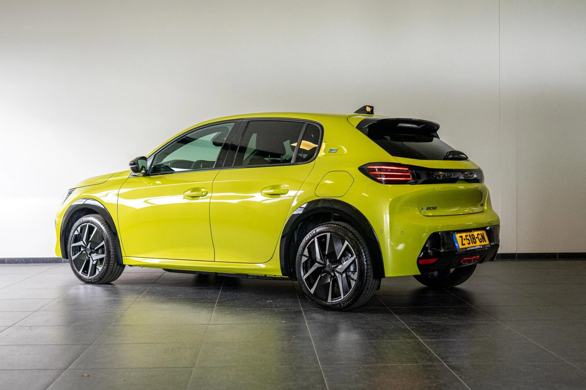 Hoofdafbeelding Peugeot e-208