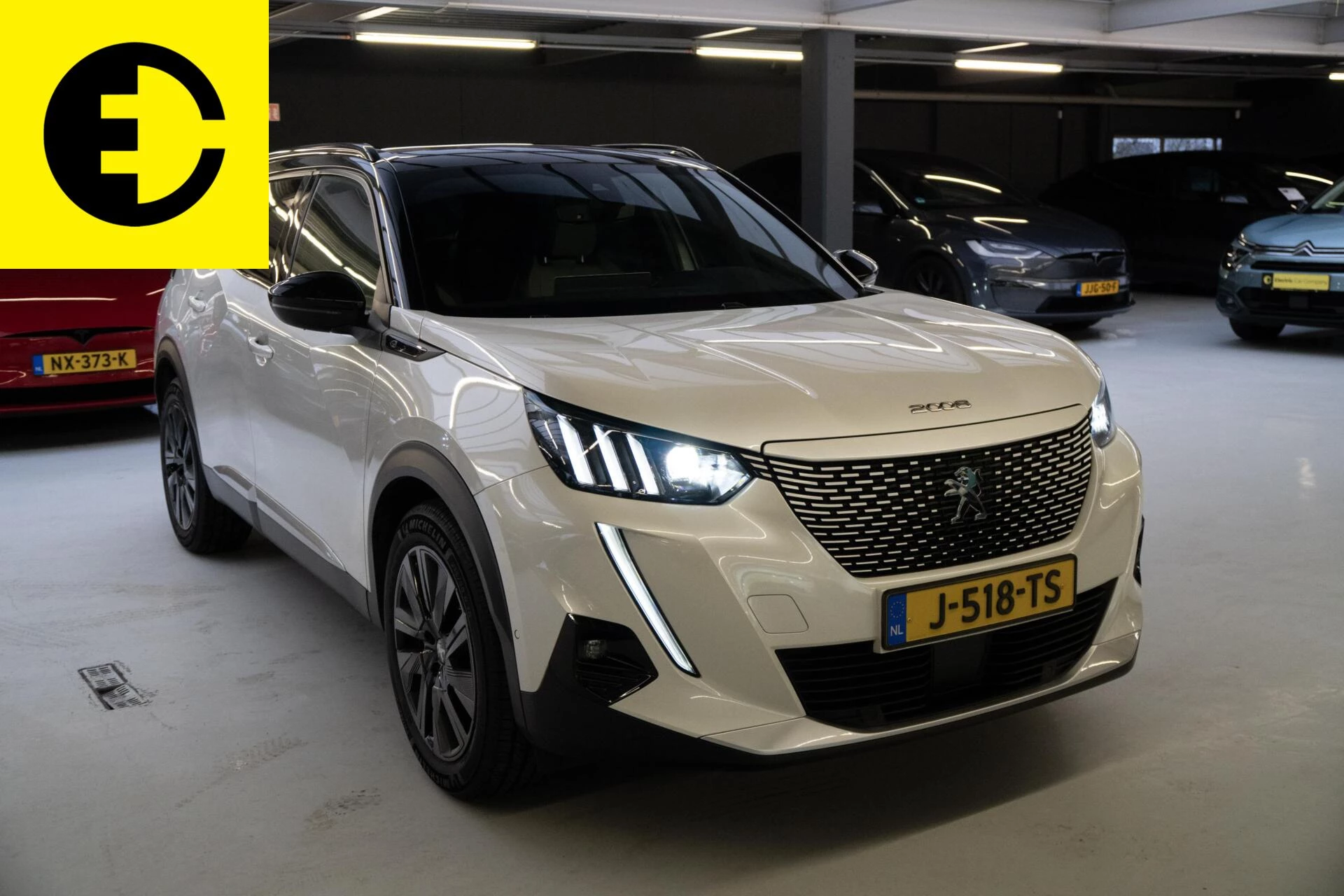 Hoofdafbeelding Peugeot e-2008