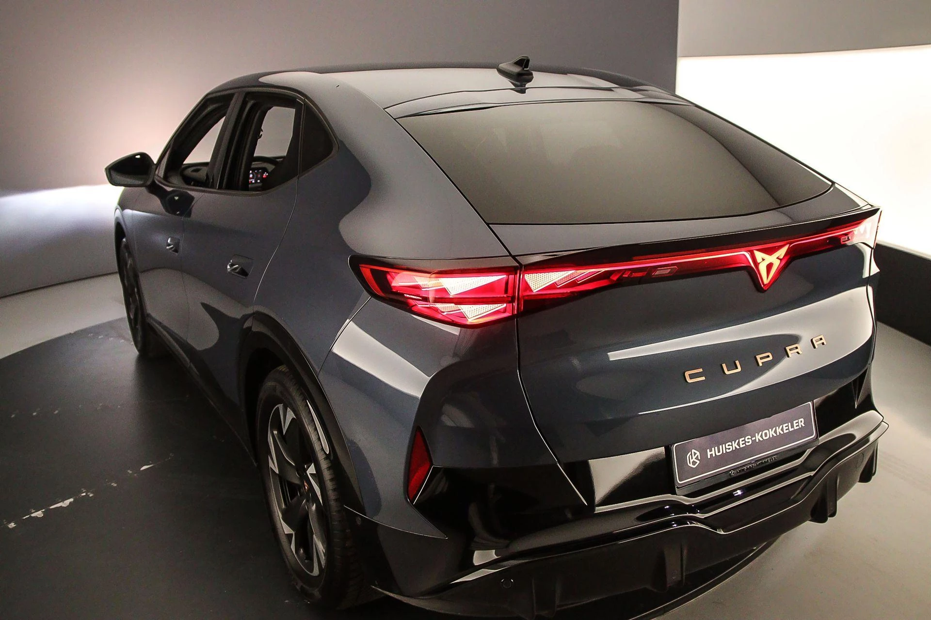 Hoofdafbeelding CUPRA Tavascan