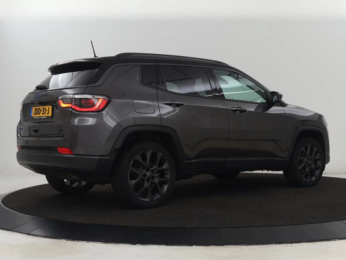 Hoofdafbeelding Jeep Compass