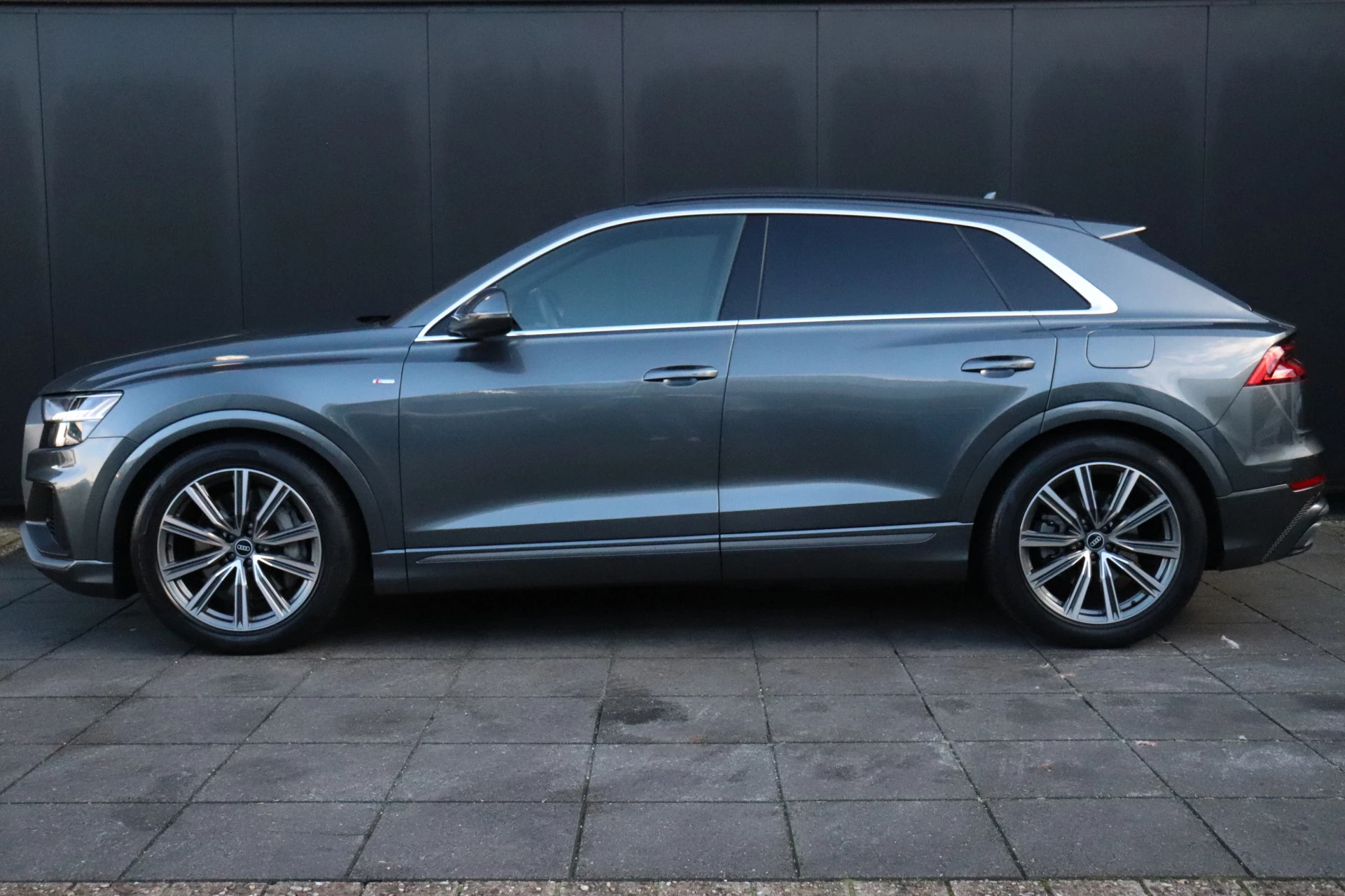 Hoofdafbeelding Audi Q8