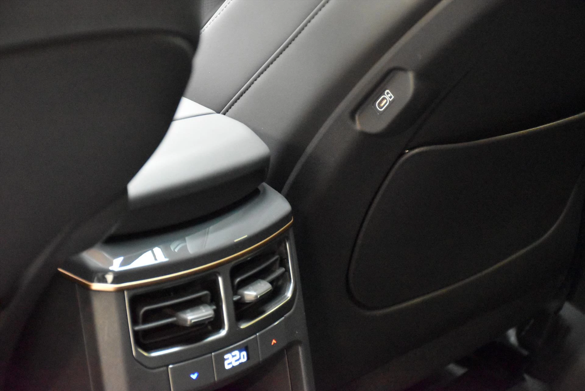 Hoofdafbeelding Kia EV5