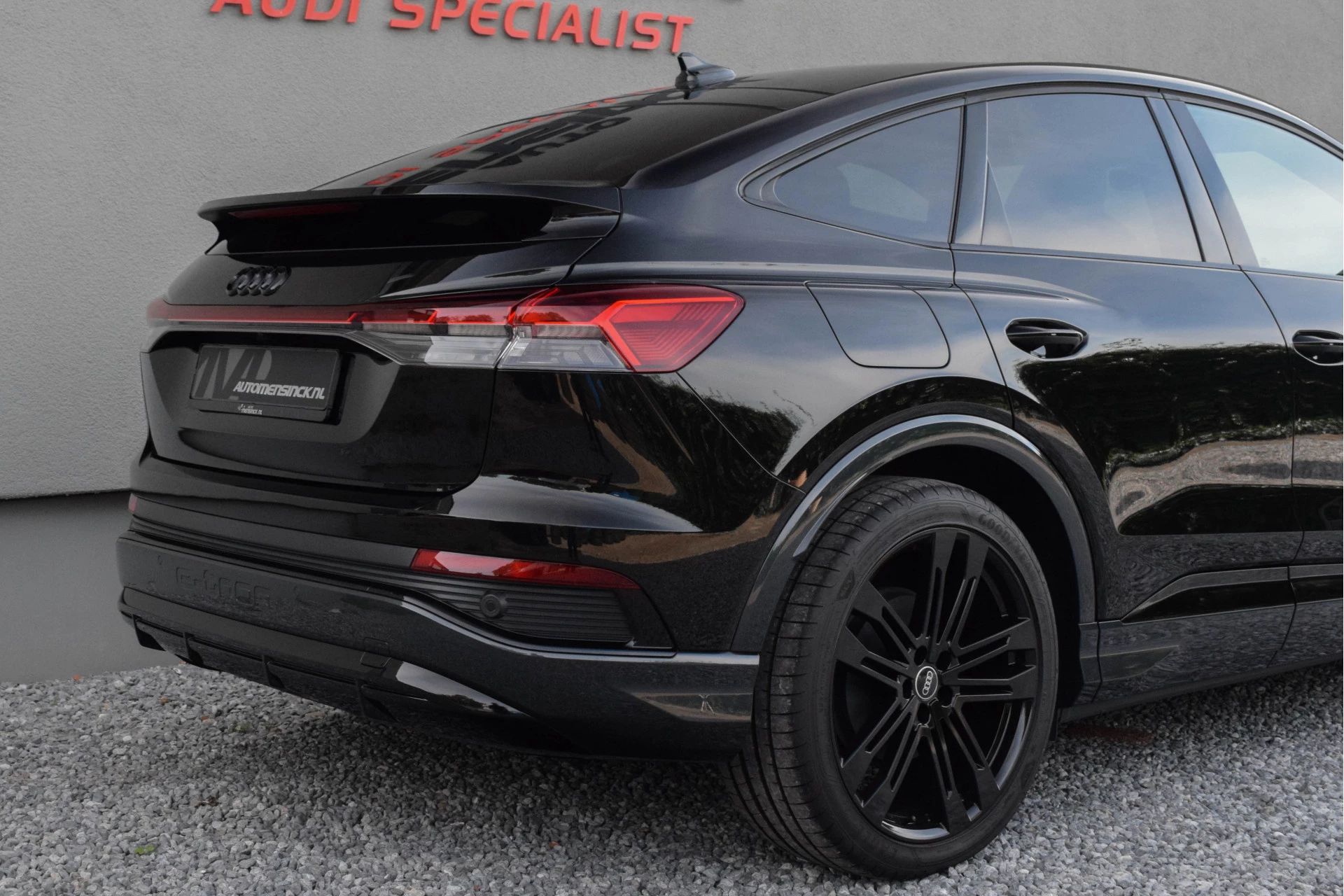Hoofdafbeelding Audi Q4 e-tron