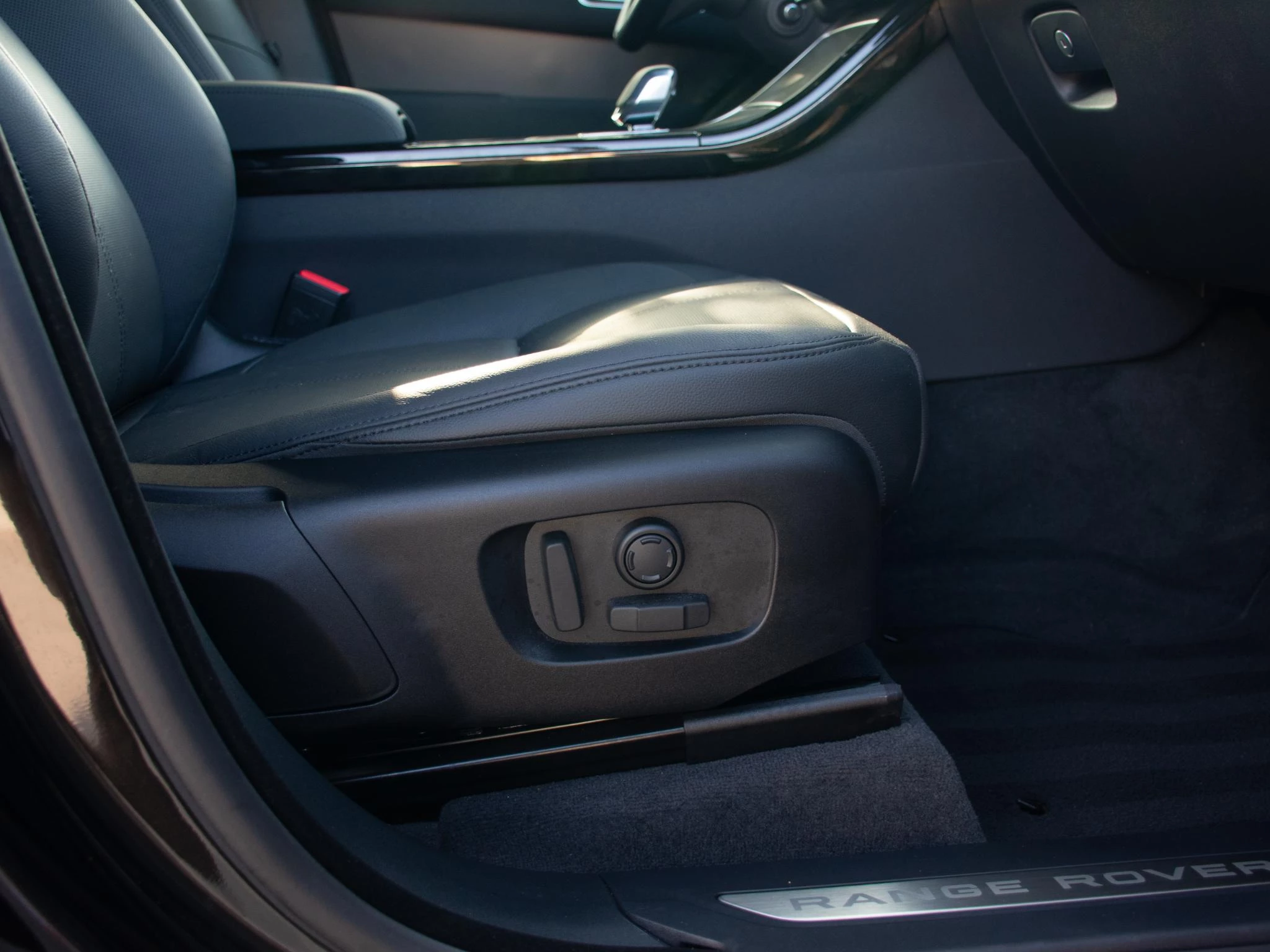 Hoofdafbeelding Land Rover Range Rover Velar