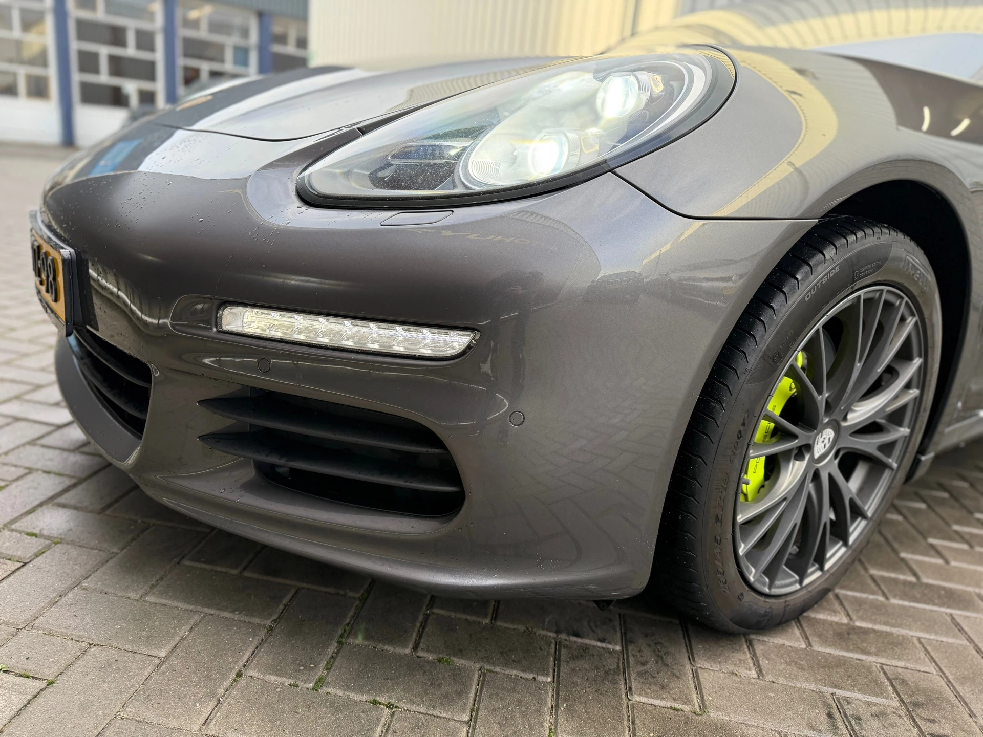 Hoofdafbeelding Porsche Panamera