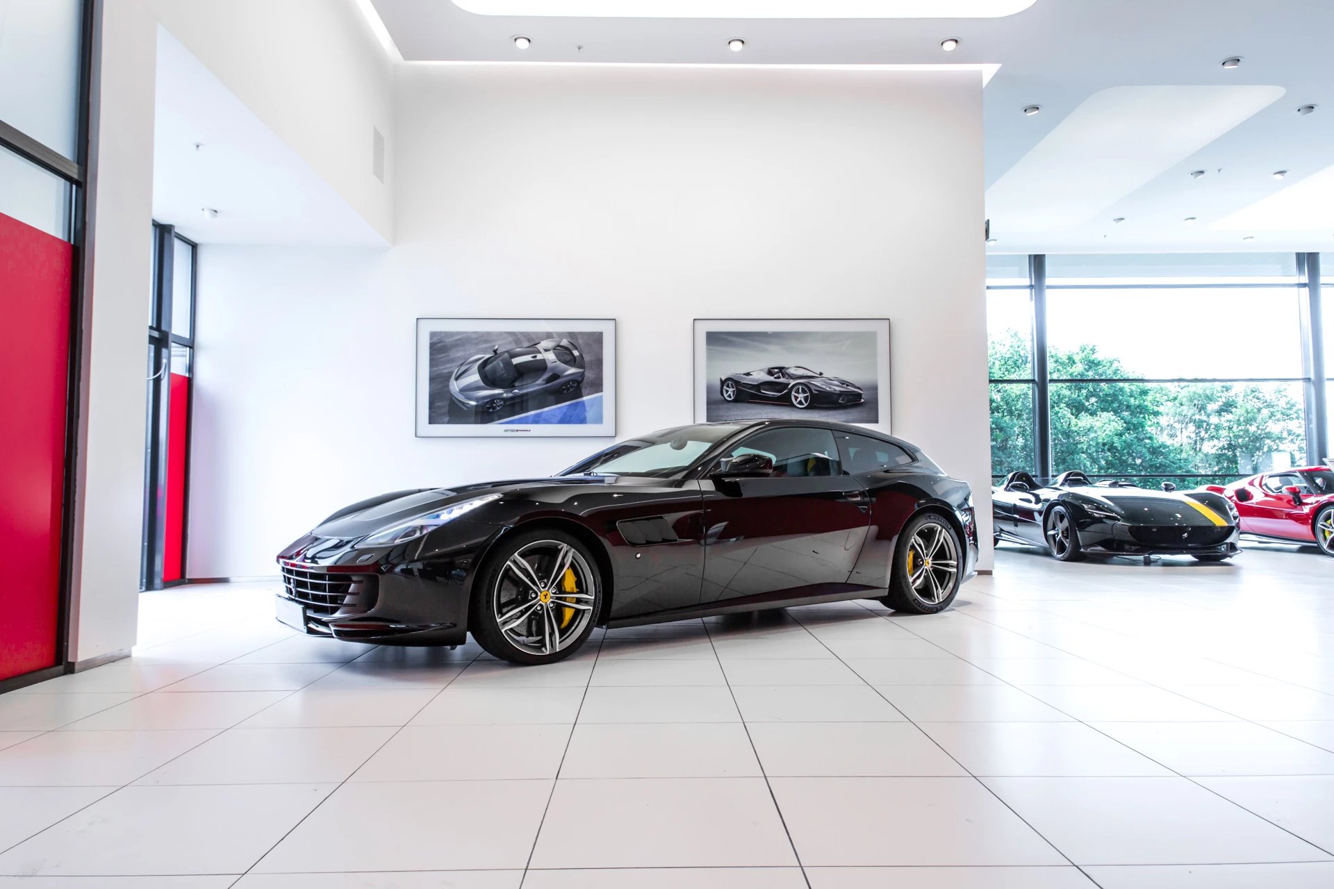 Hoofdafbeelding Ferrari GTC4Lusso