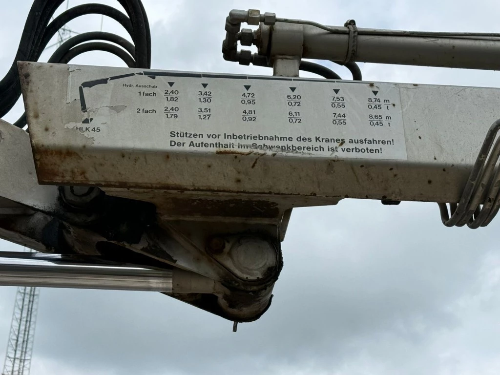 Hoofdafbeelding Mercedes-Benz 815 D Kipper